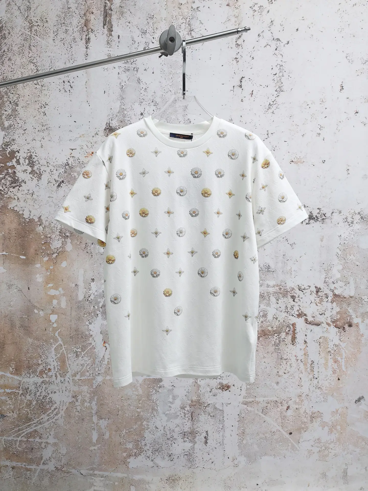 Blooming Monogram Flowers Jacquard T-Shirt D19021937