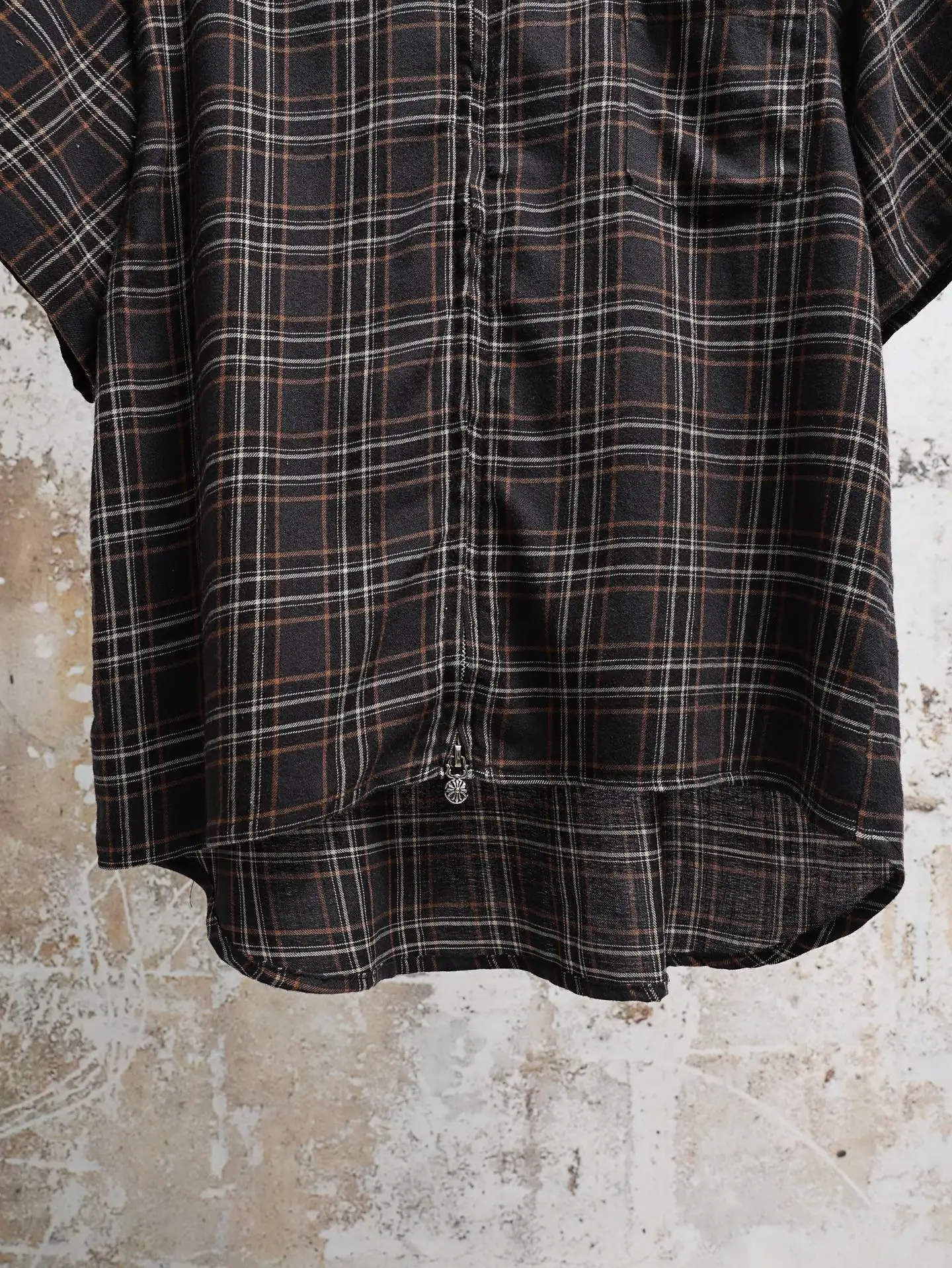 Plaid Zip-Up Short-Sleeve Shirt D20521942 — view 8