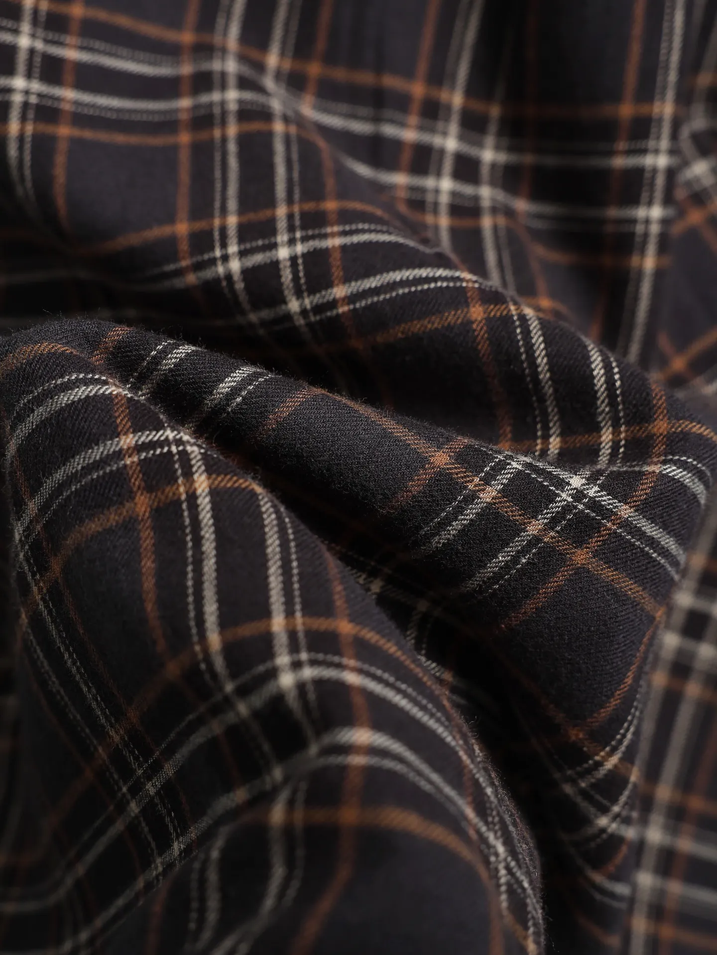 Plaid Zip-Up Short-Sleeve Shirt D20521942 — view 9