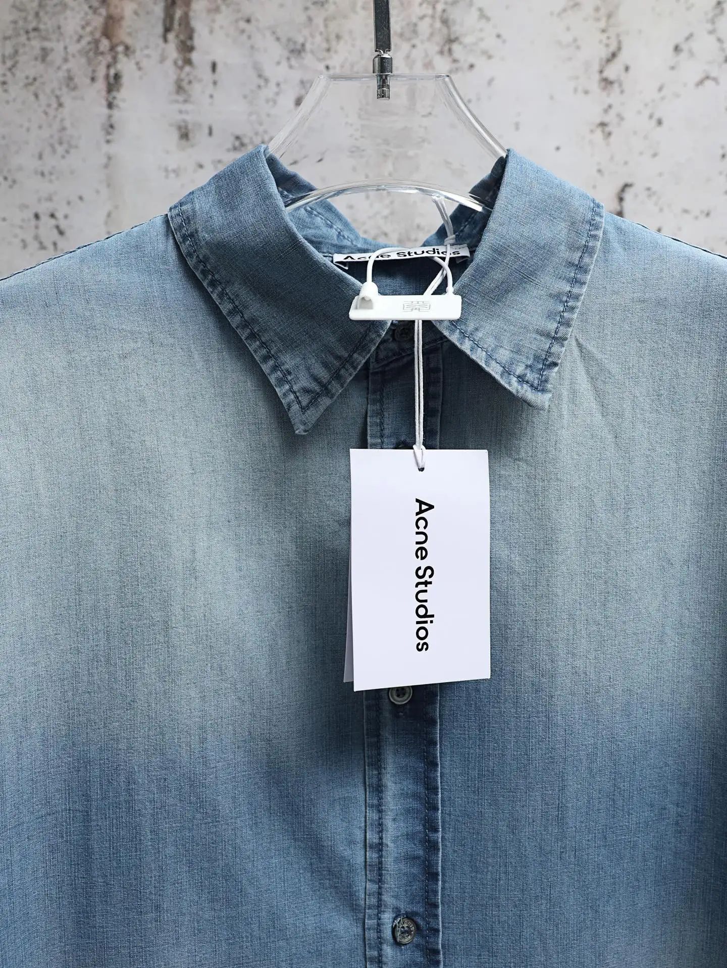 1996 Logo-Button Cotton-Linen Shirt D25521923 — view 3