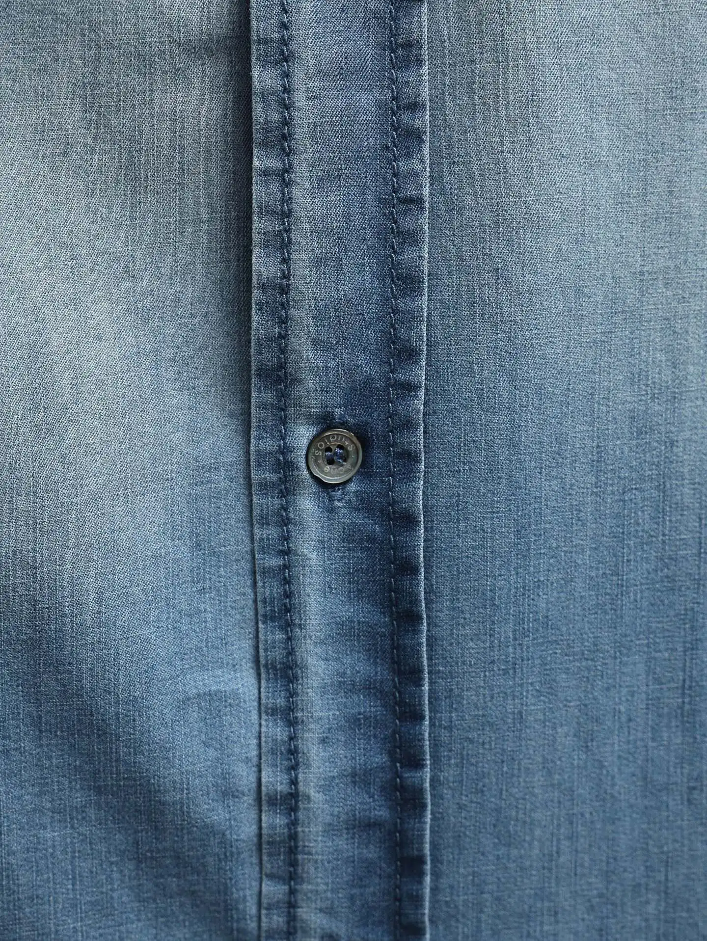 1996 Logo-Button Cotton-Linen Shirt D25521923 — view 7