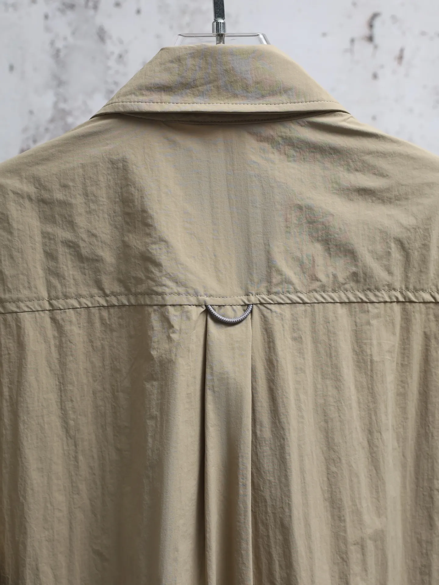 Embroidered Zip-Up Short-Sleeved Camp Shirt D25521938 — view 5