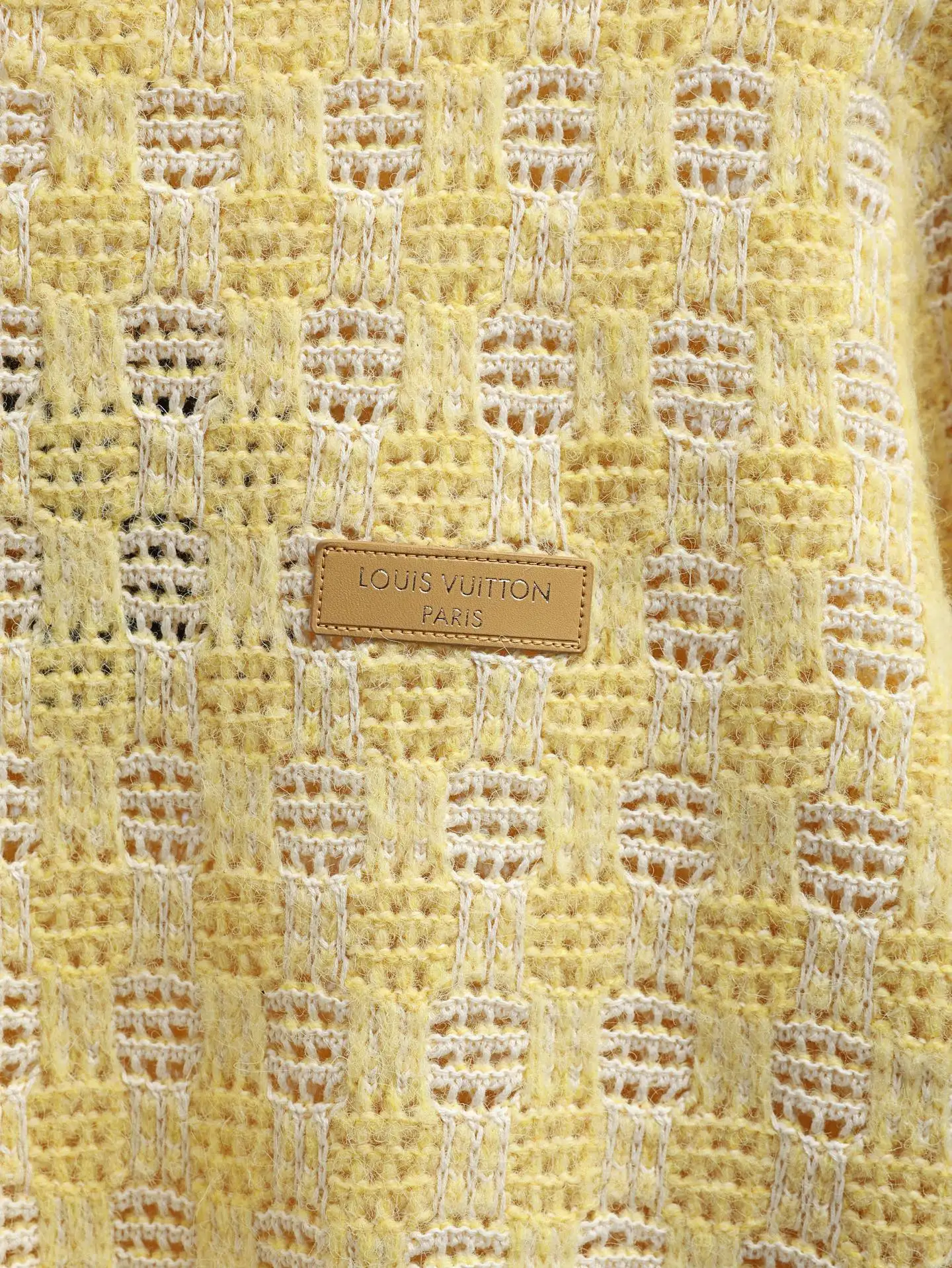 Checkered Open-Knit Cotton and Wool Sweater D29521881 — view 3