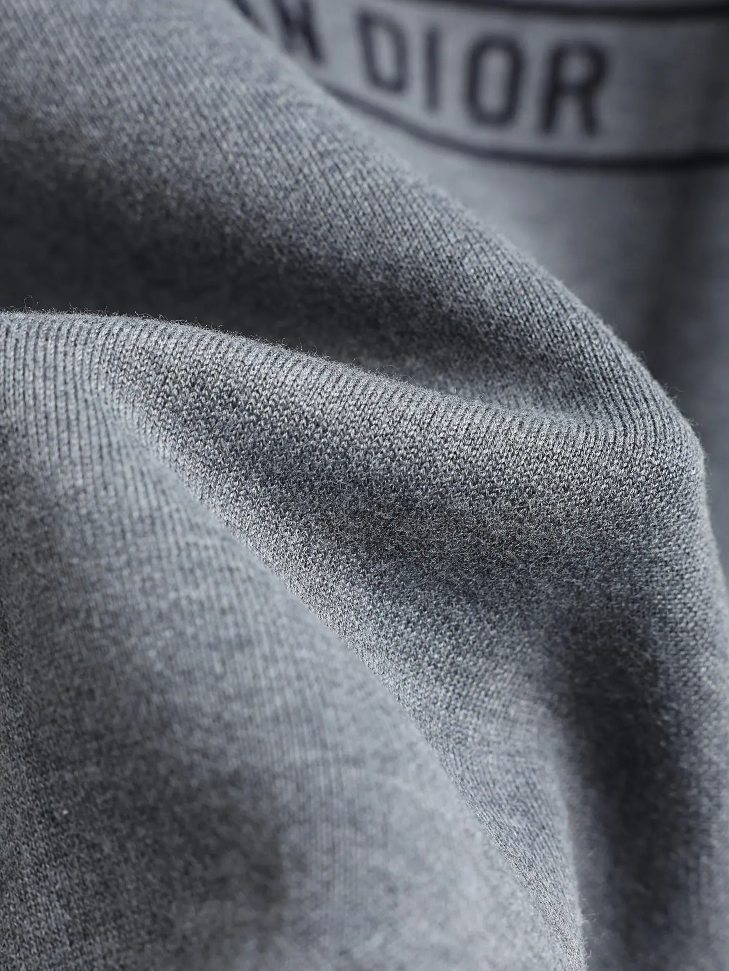 Oblique Reversible Cashmere-Blend Hooded Cardigan D32021908 — view 8