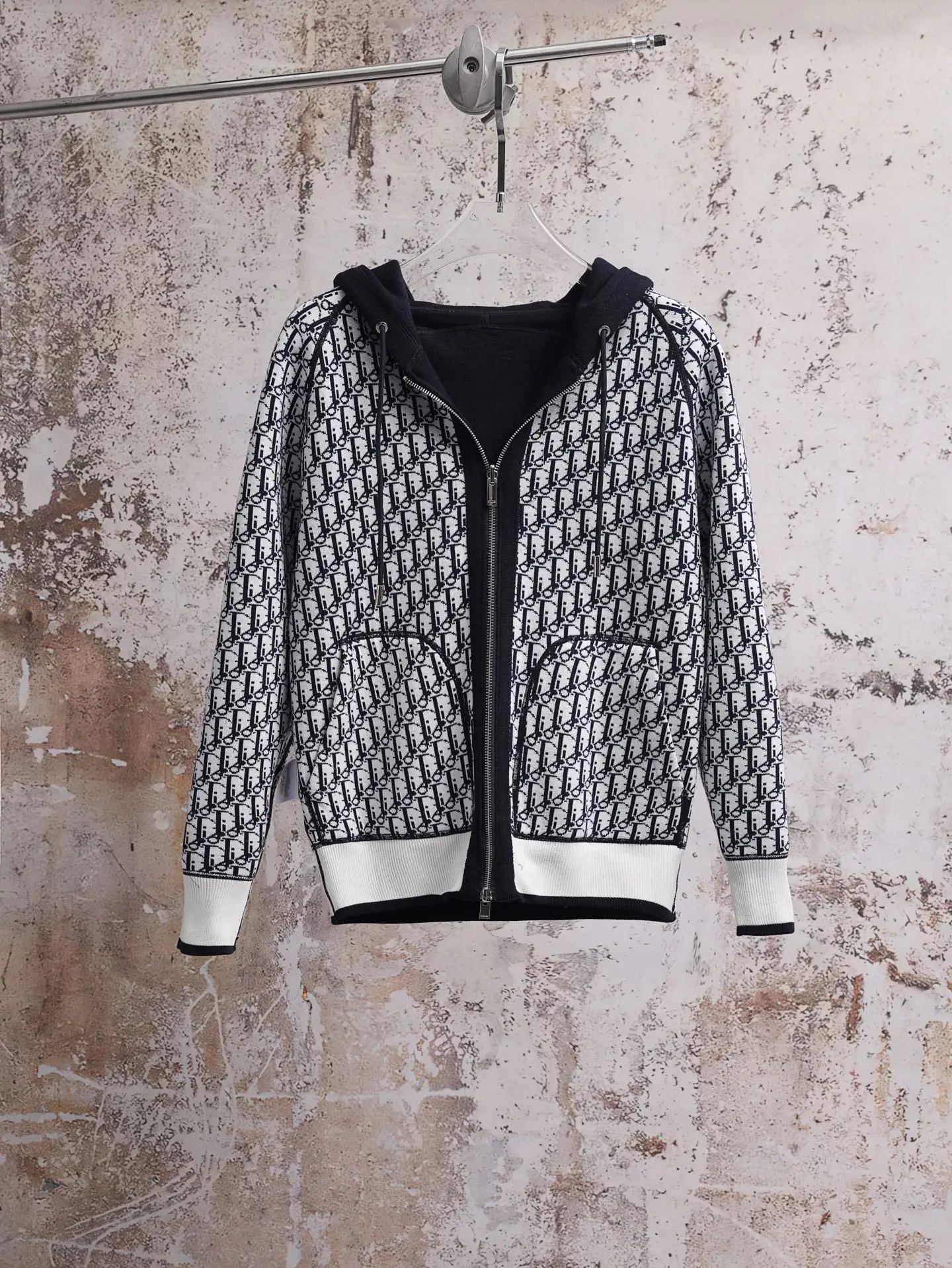 Oblique Lined Zip-Up Hooded Jacket D34521896 — view 3