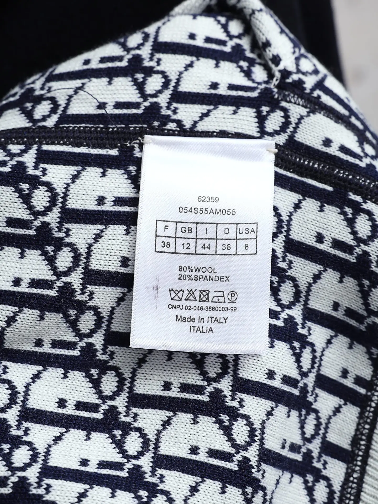 Oblique Lined Zip-Up Hooded Jacket D34521896 — view 10