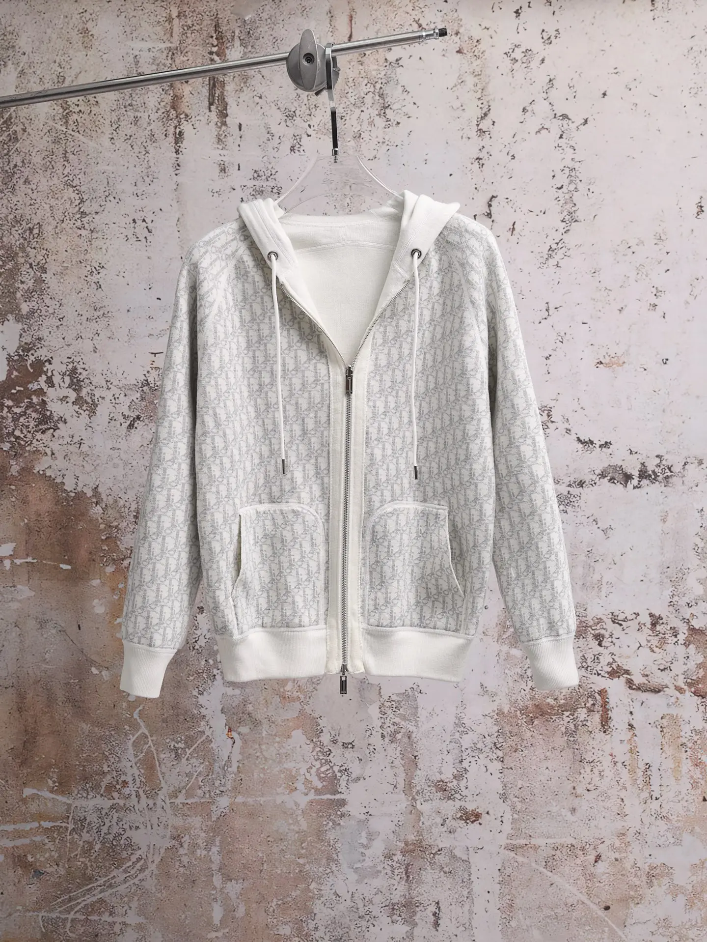 Oblique Lining Zip-Up Hooded Sweatshirt D34521898 — view 3