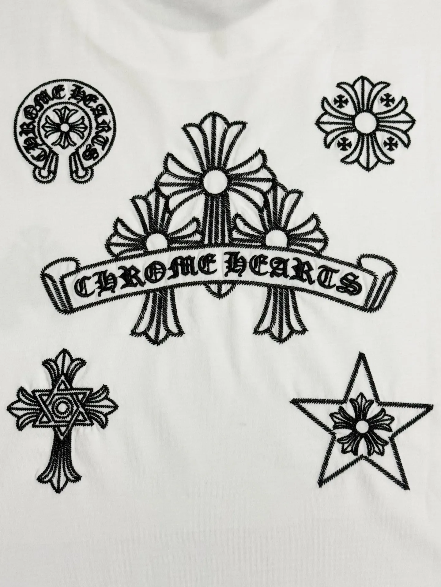 Embroidered Logo Cotton T-Shirt D13513670 — view 8
