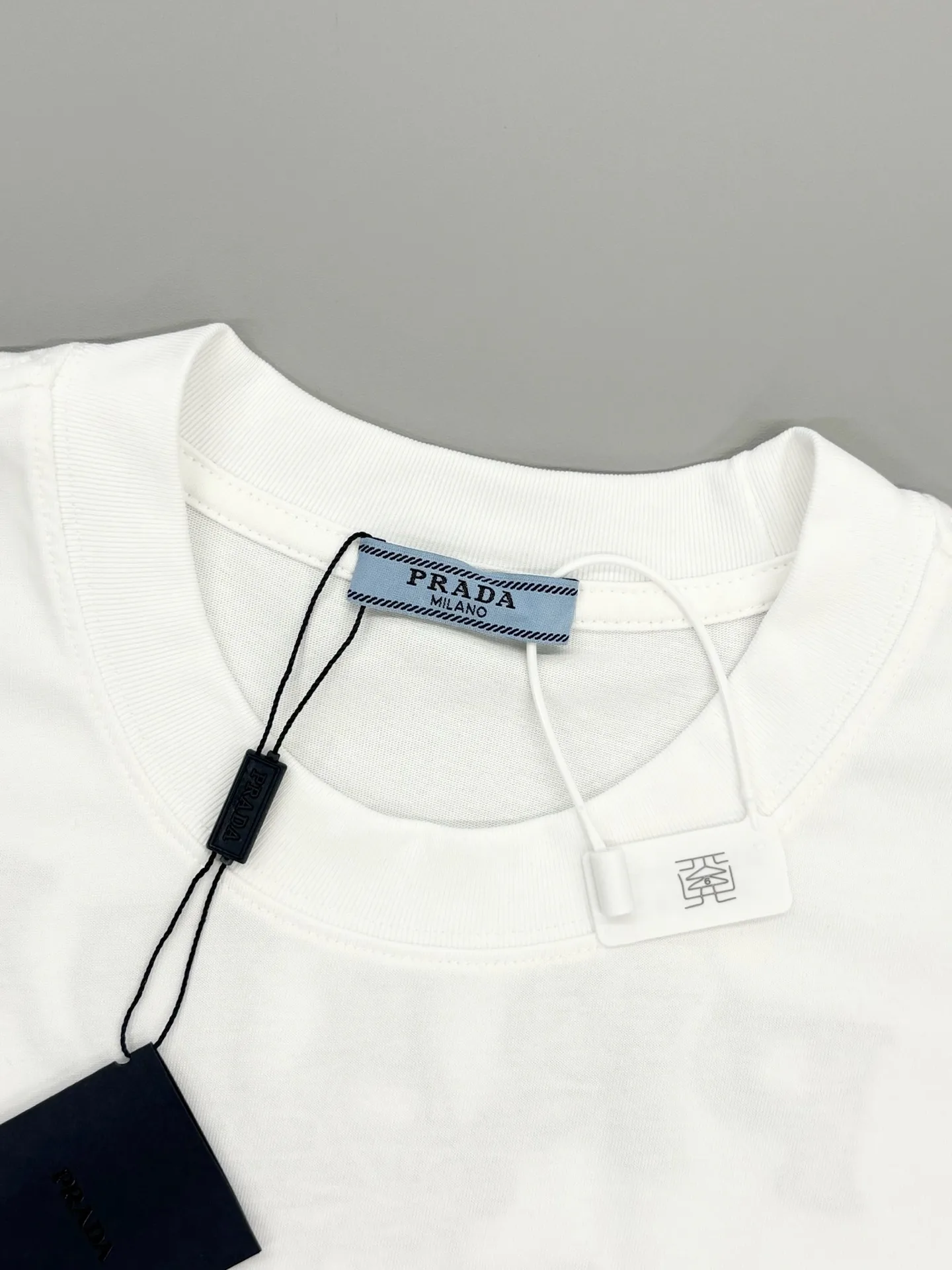 Logo-Embellished Cotton Pocket T-Shirt D13513507 — view 3