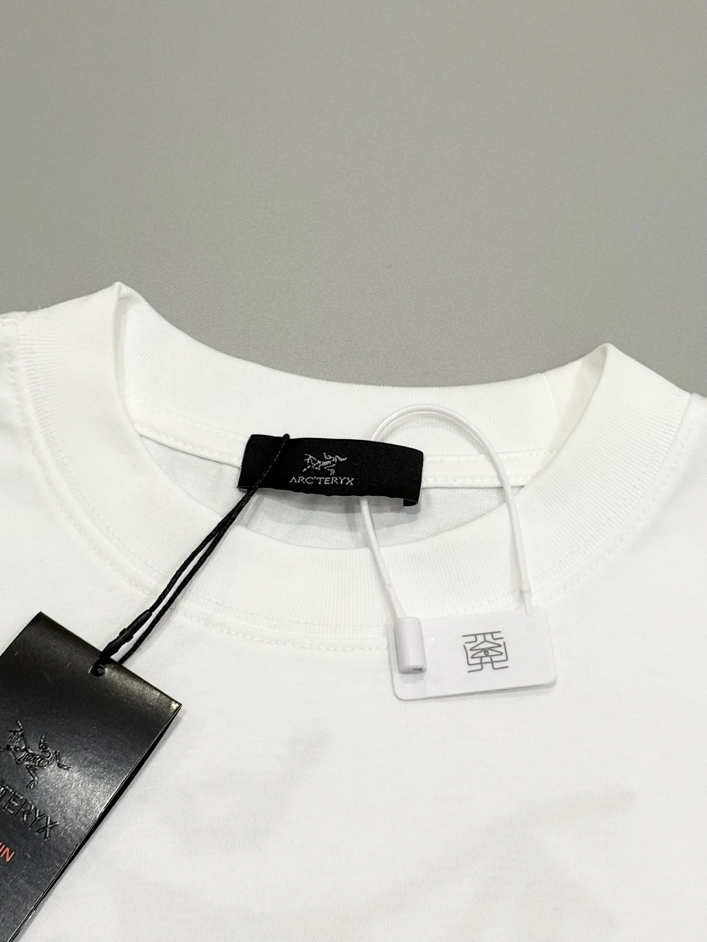 Embroidered Logo Cotton T-Shirt D13513676 — view 3