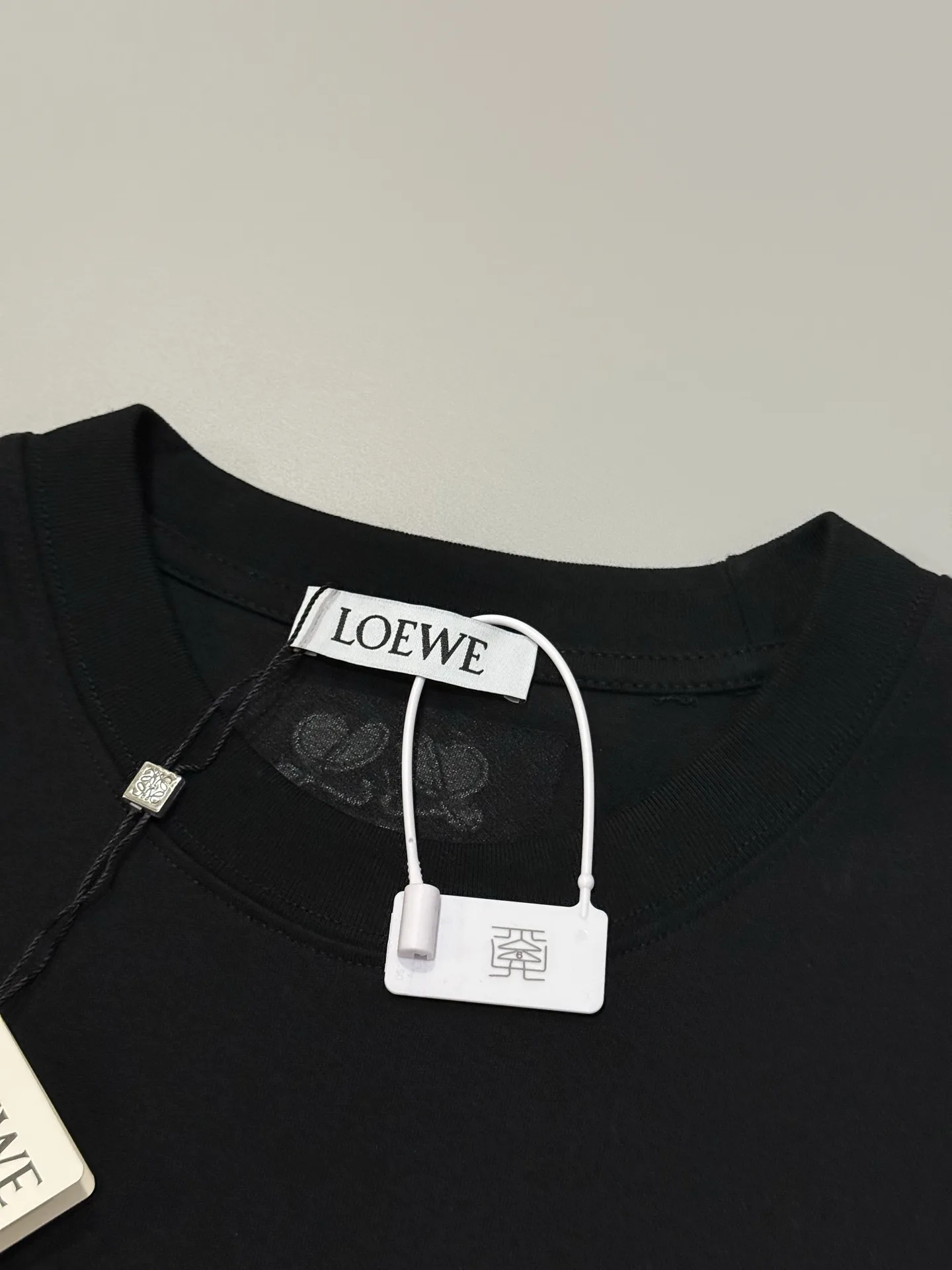 Loewe x Suna Fujita Embroidered Cotton T-Shirt D13513504 — view 3