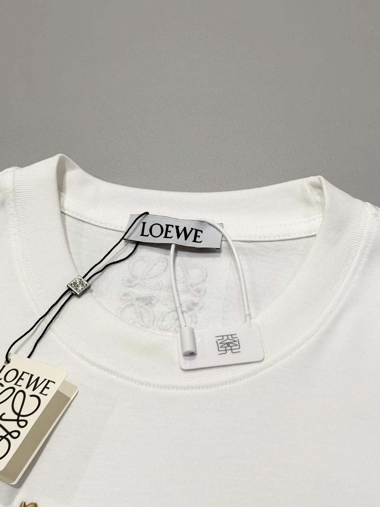 Loewe x Suna Fujita Embroidered Cotton T-Shirt D13513503 — view 3