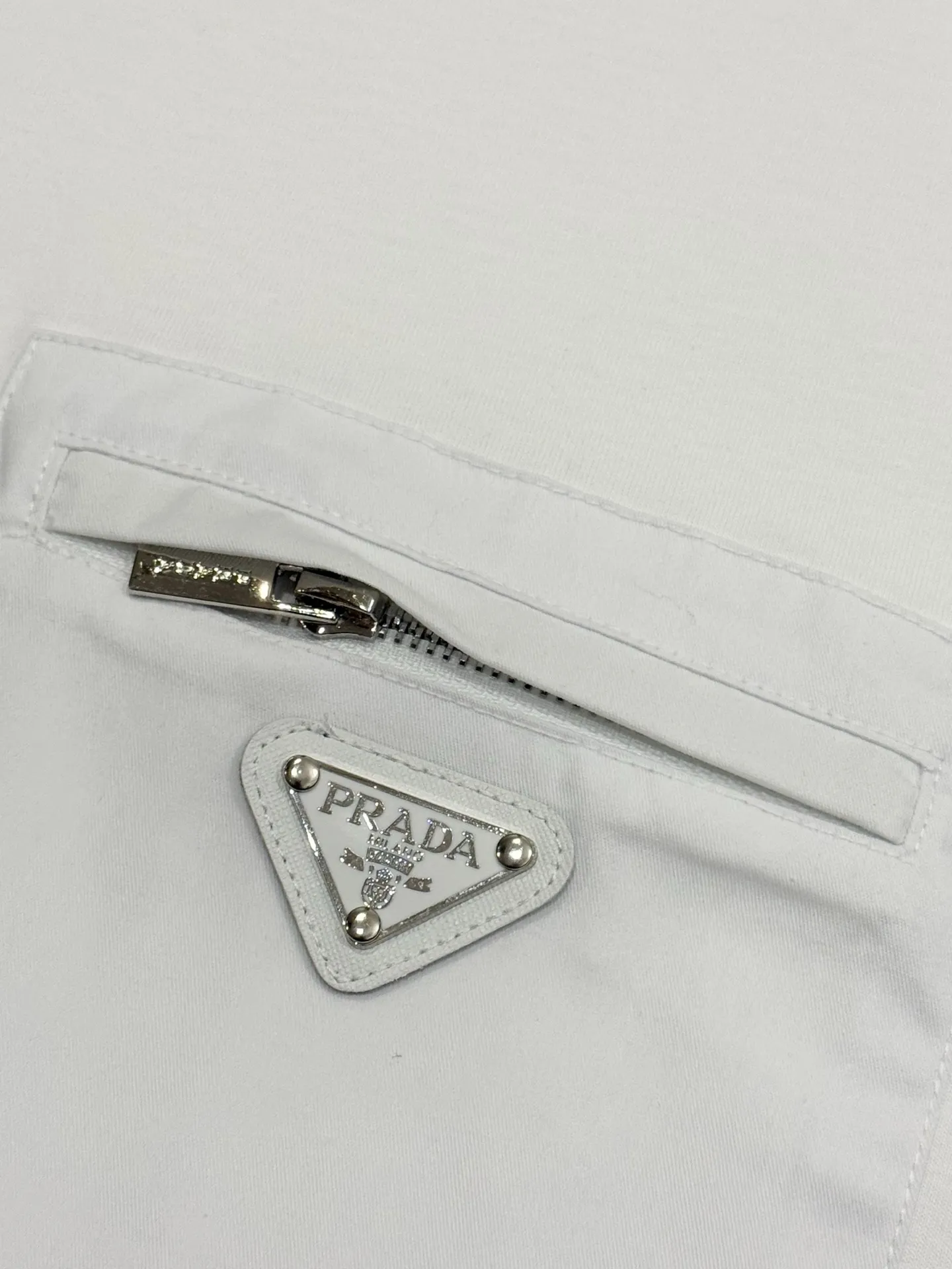 Nylon Pocket Cotton T-Shirt with Enamel Triangle Logo D13513740 — view 5