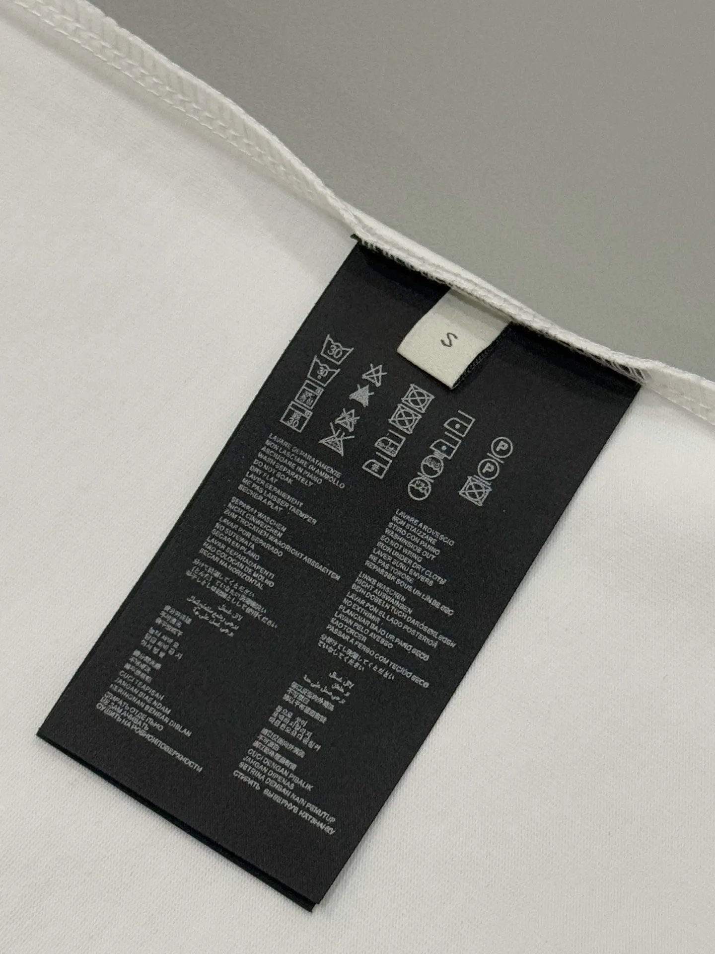 Nylon Pocket Cotton T-Shirt with Enamel Triangle Logo D13513740 — view 8