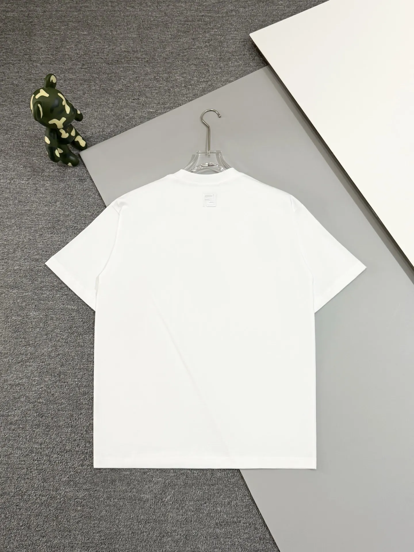Embroidered Graphic Cotton T-Shirt D13513499 — view 2