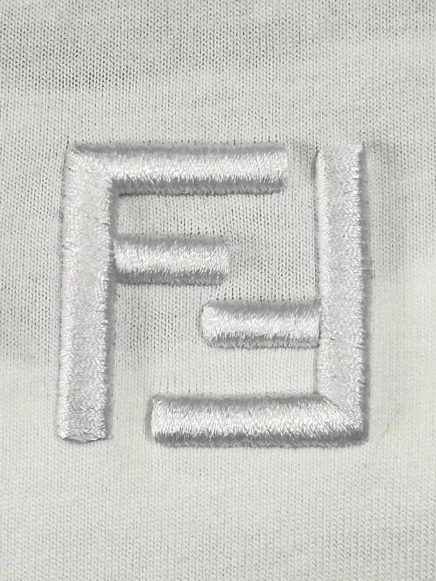 Embroidered Graphic Cotton T-Shirt D13513499 — view 8