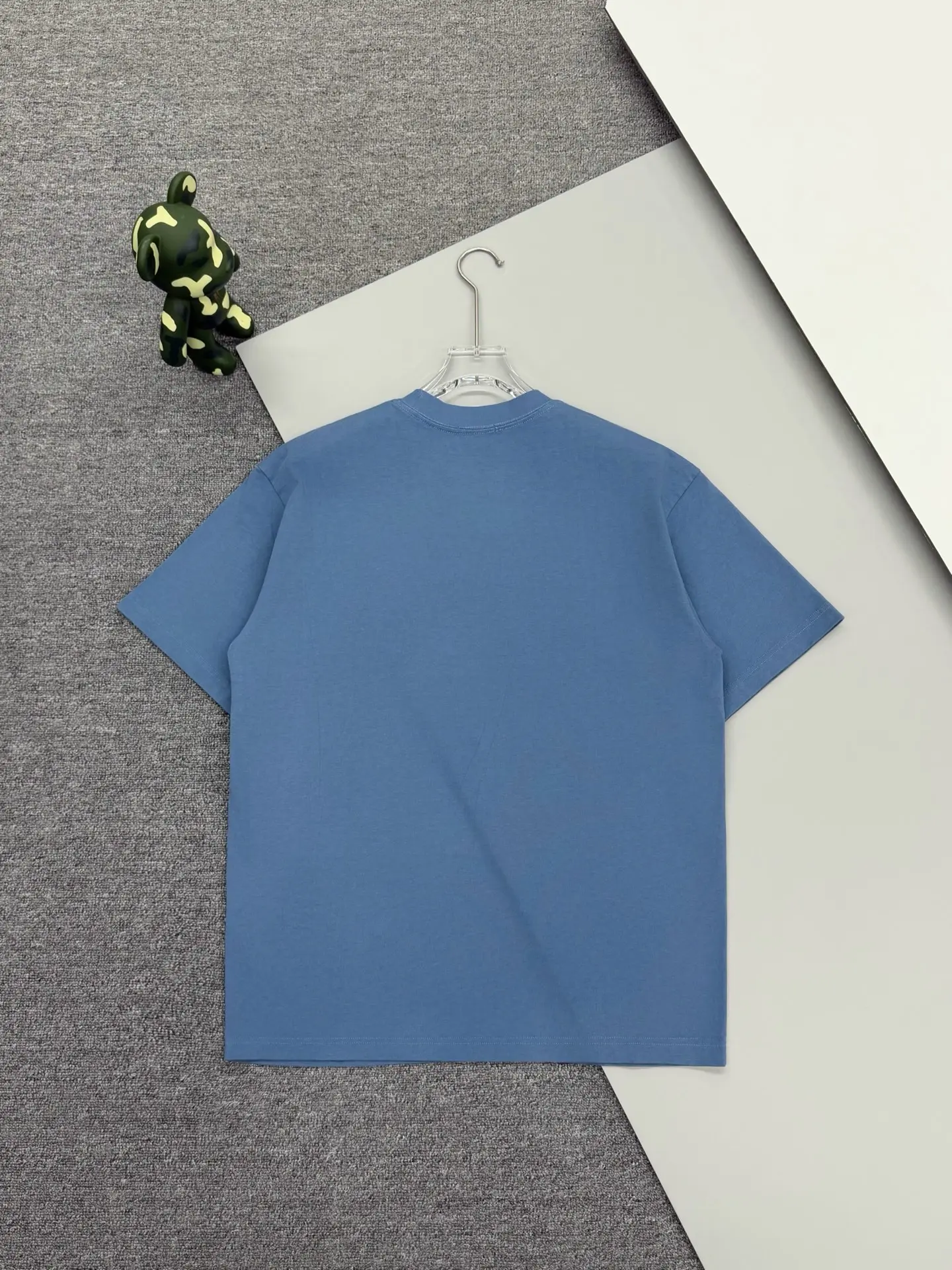 Beaded Logo Embroidery Cotton T-Shirt D15013648 — view 2