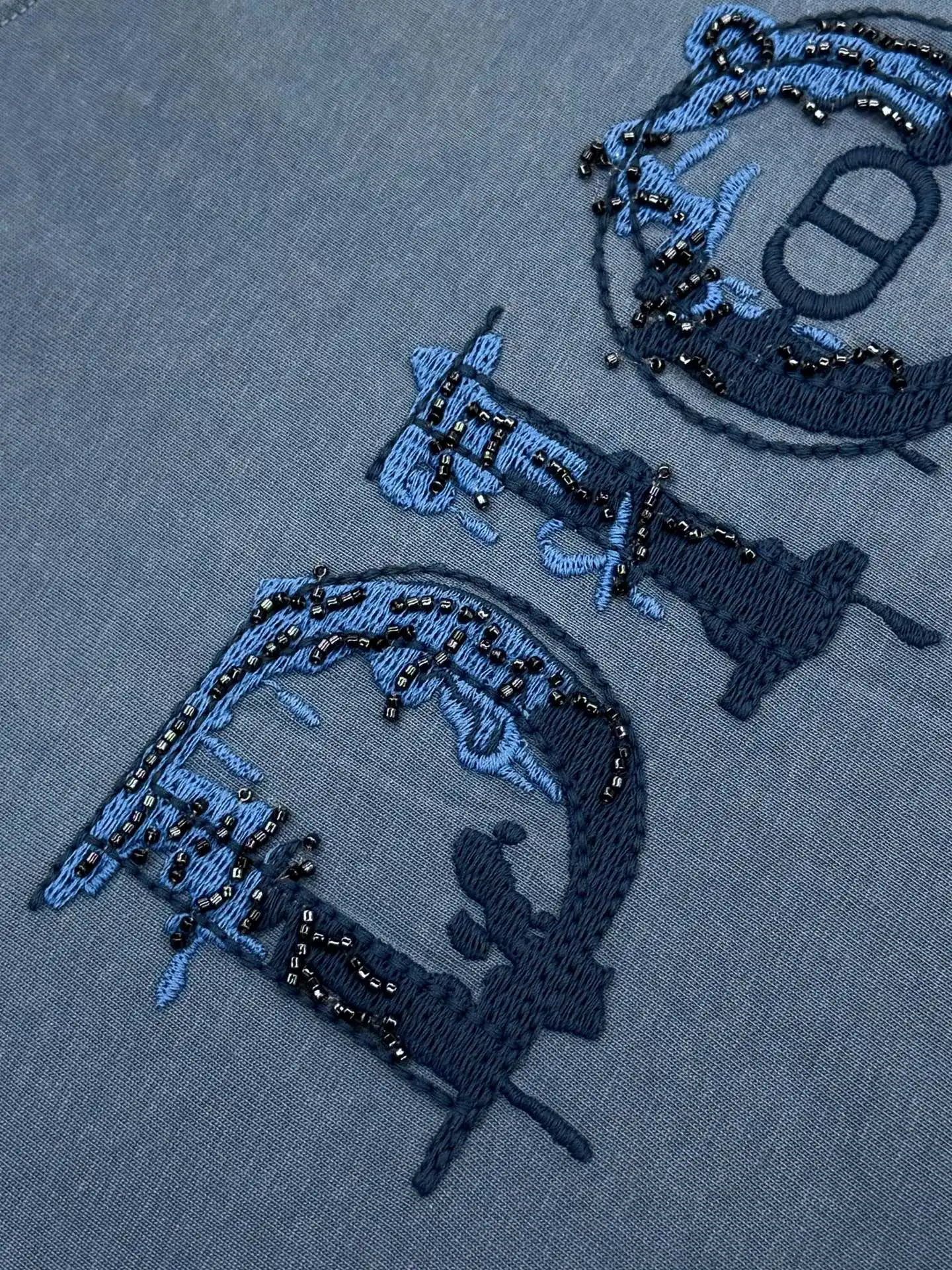 Beaded Logo Embroidery Cotton T-Shirt D15013648 — view 4