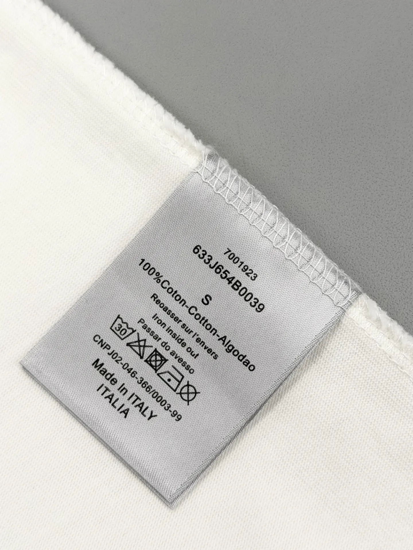Beaded Logo Embroidery Cotton T-Shirt D15013646 — view 8