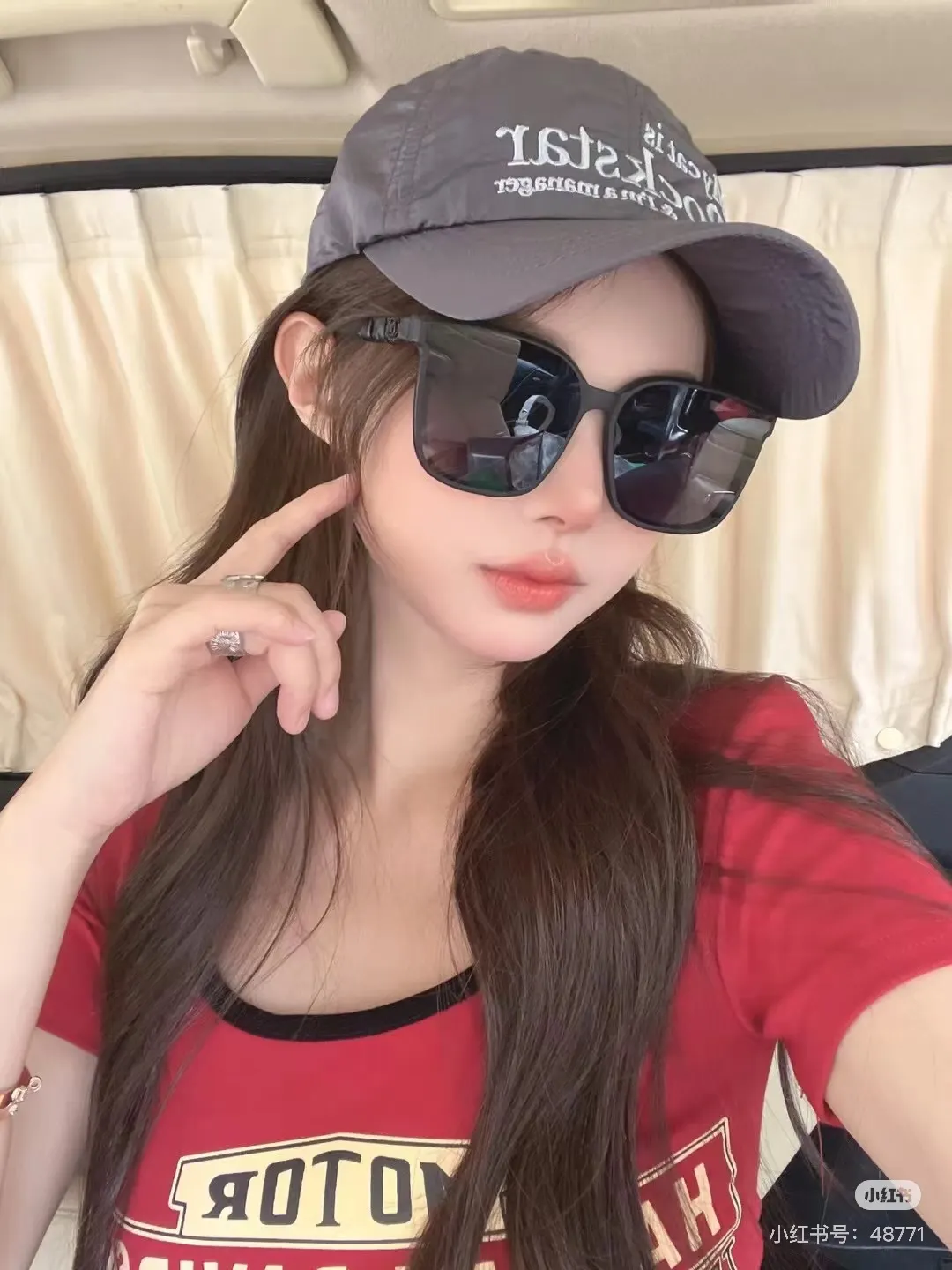 Cat-Eye Sunglasses D20017798 — view 9
