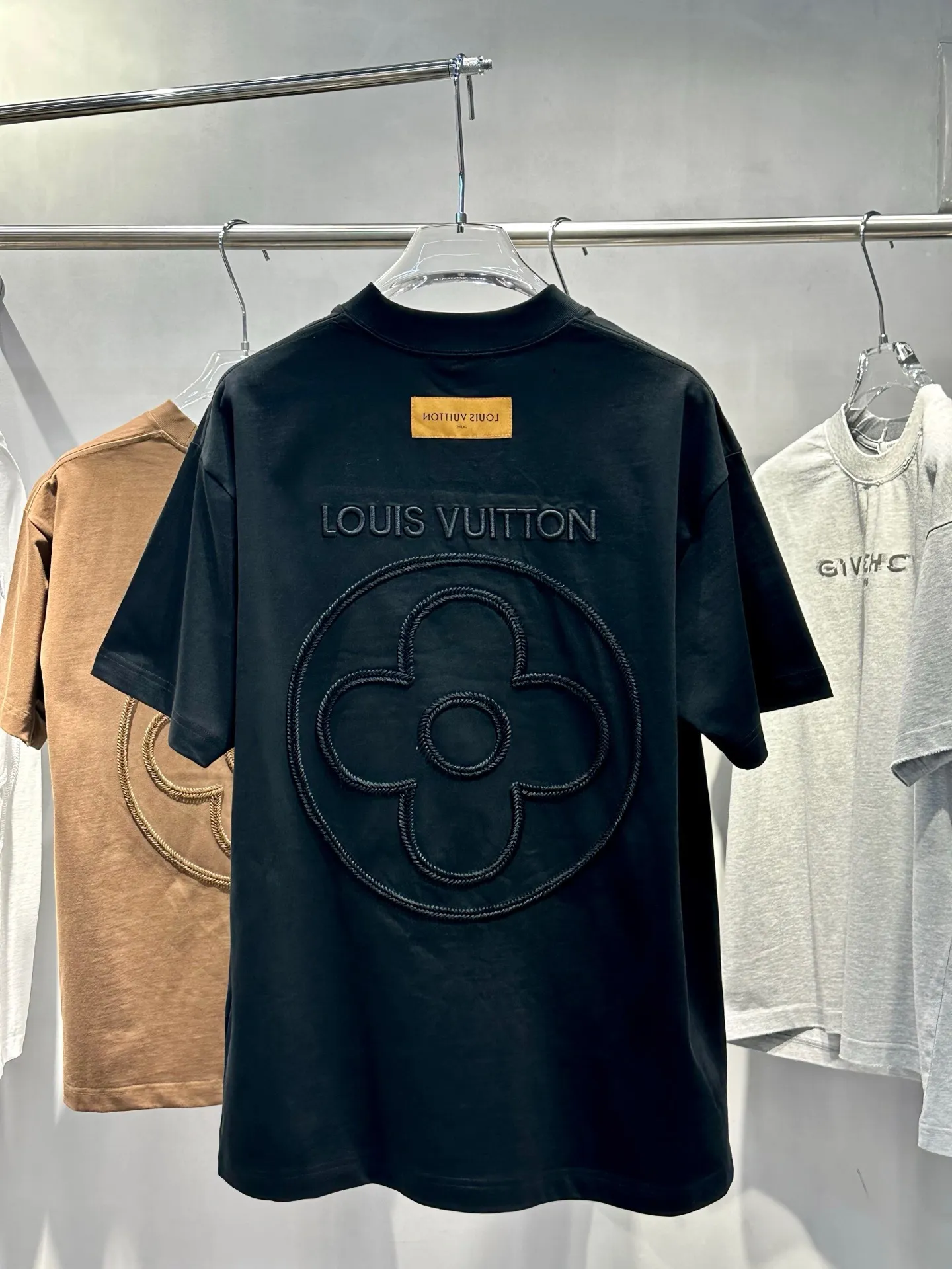 Embroidered Logo Cotton T-Shirt D16519107 — view 2