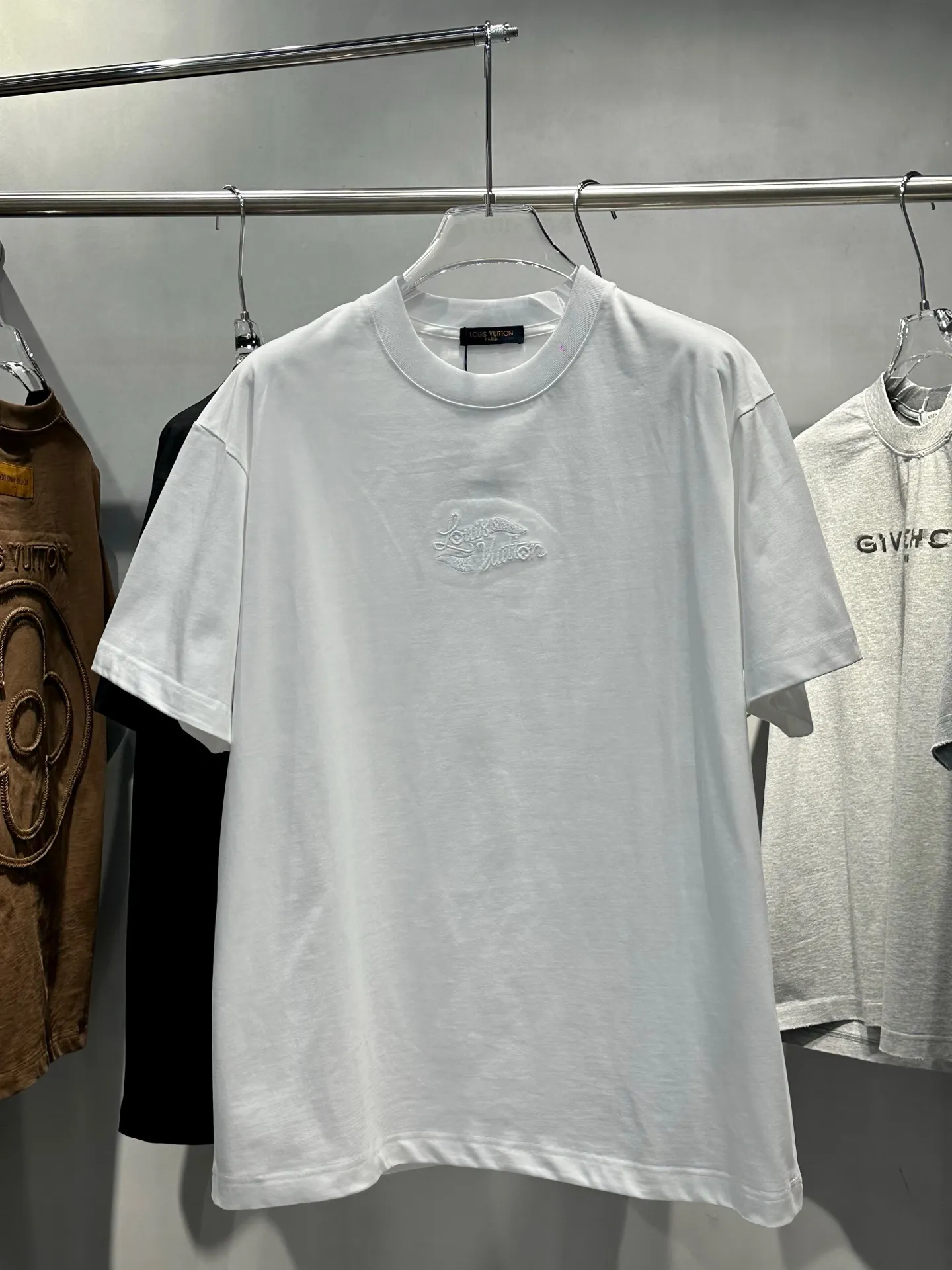 Embossed Logo Cotton T-Shirt D16518992