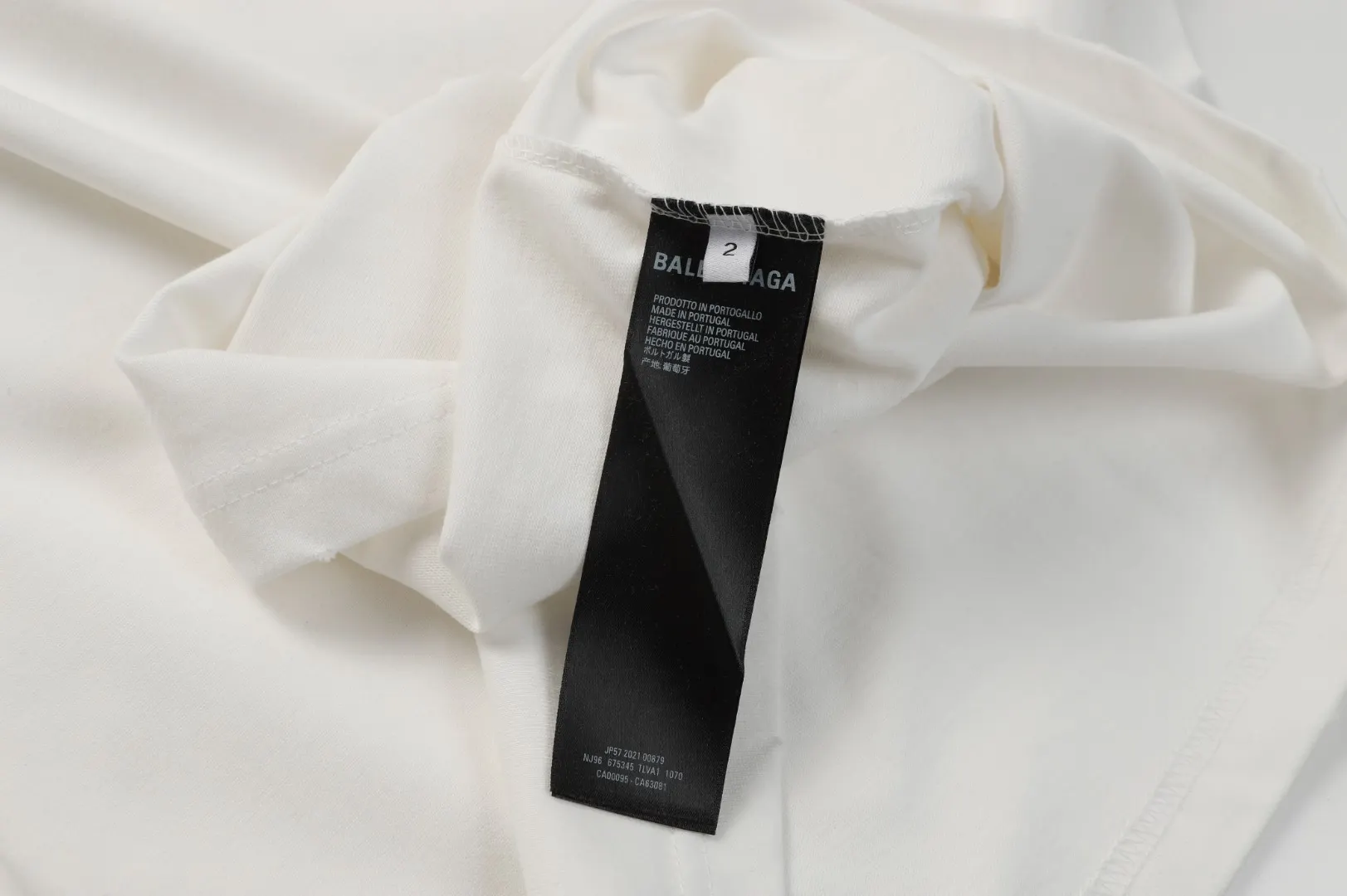 Pierced Oversized Cotton T-Shirt D11519940 — view 8