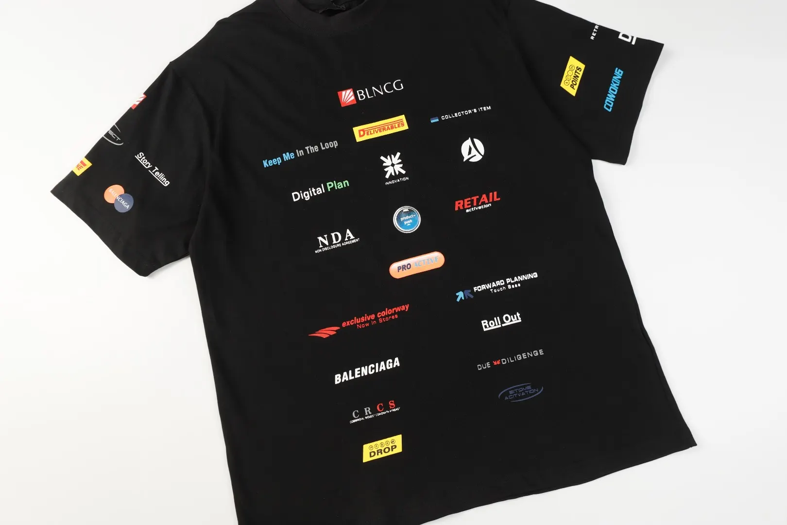 Multi-Logo Graphic Print Oversized T-Shirt D11519954 — view 5