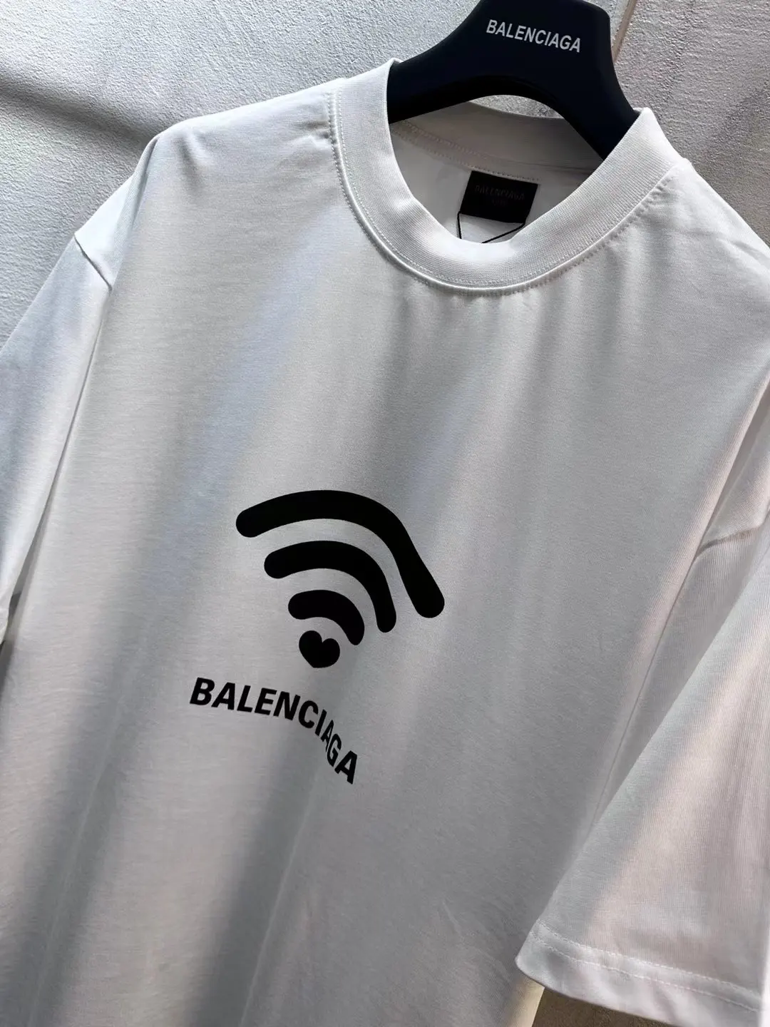 Wifi Heart Logo Oversized T-Shirt D11519947 — view 5