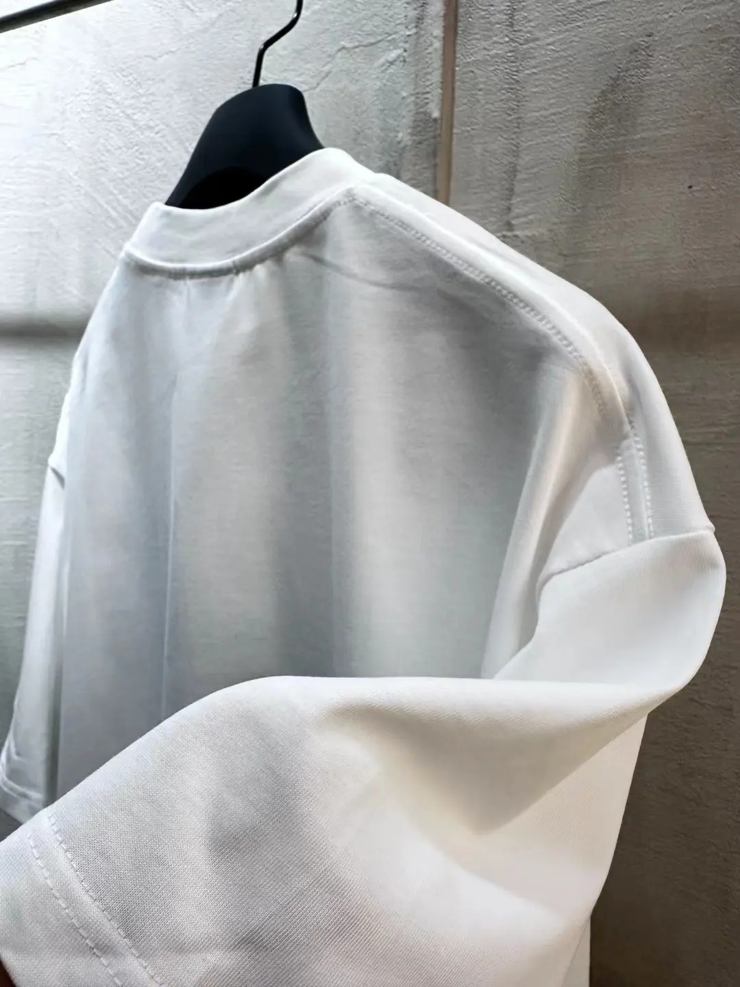 Wifi Heart Logo Oversized T-Shirt D11519947 — view 8