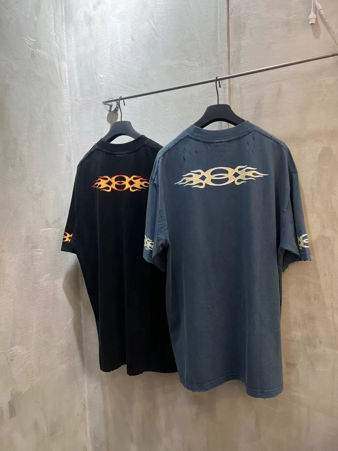 Flame Graphic Oversized Cotton T-Shirt D11519953 — view 8