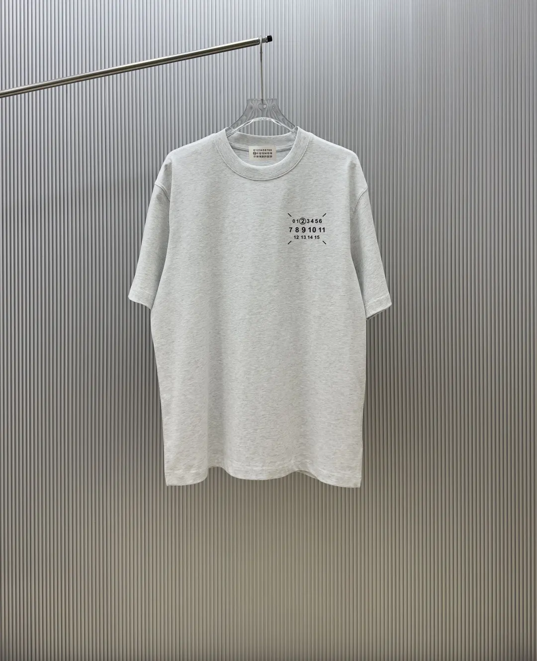 Numeric Logo Print Cotton T-Shirt D12018811