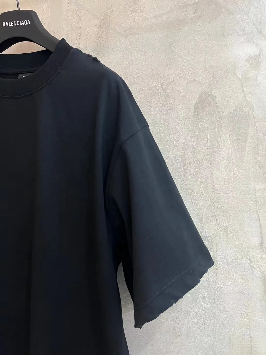 Distressed Tape-Effect Oversized T-Shirt D8521875 — view 4