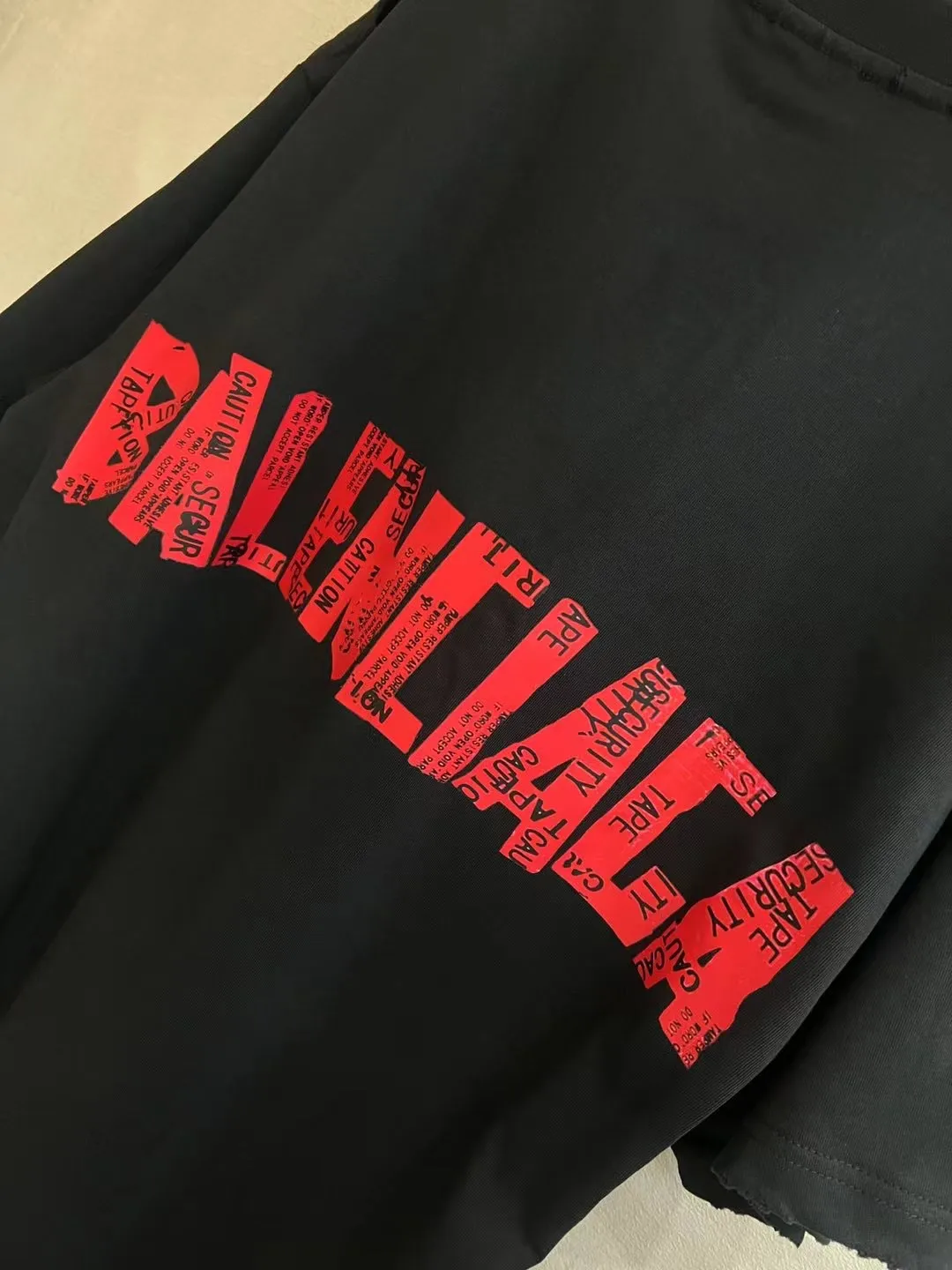 Distressed Tape-Effect Oversized T-Shirt D8521875 — view 8
