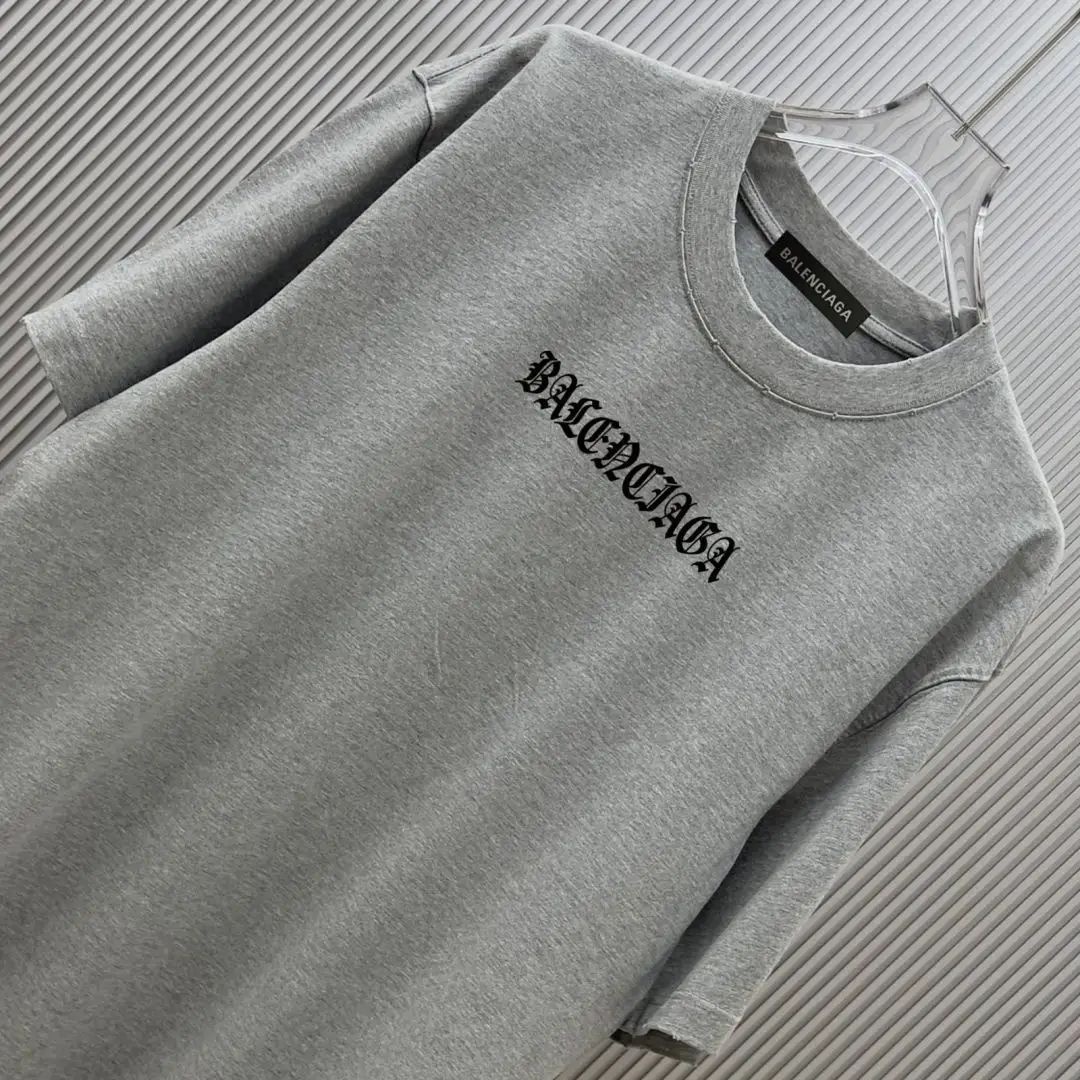 Gothic Logo Oversized Cotton T-Shirt D12518828 — view 3