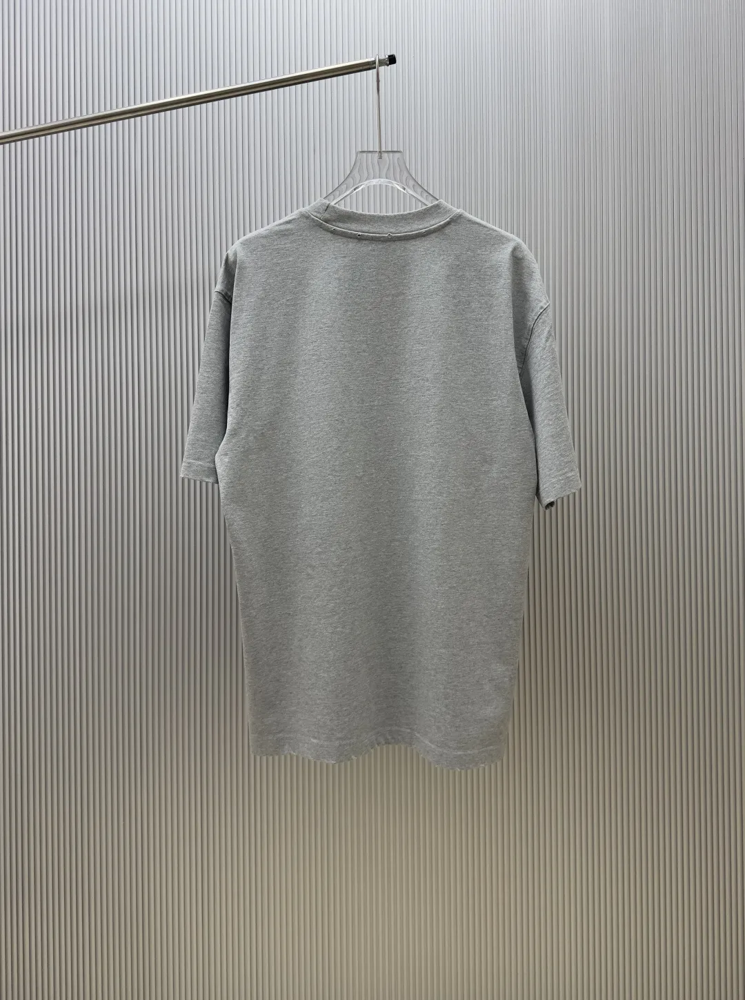 Logo Print Distressed Cotton T-Shirt D12518818 — view 2