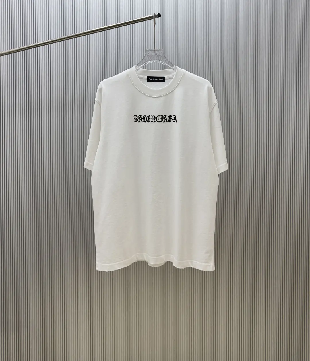 Gothic Logo Distressed Cotton T-Shirt D12518829