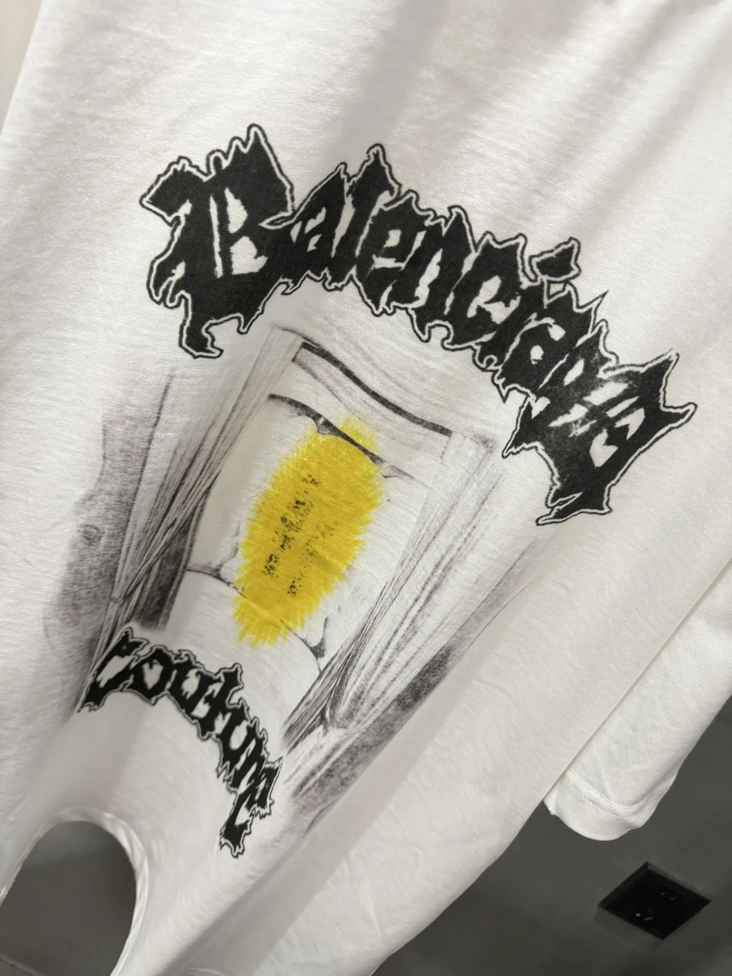 Graphic Print Oversized T-Shirt D15520064 — view 4