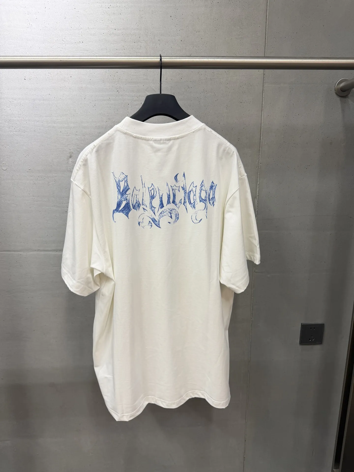 Sanskrit Logo Print Oversized T-Shirt D15520010 — view 2