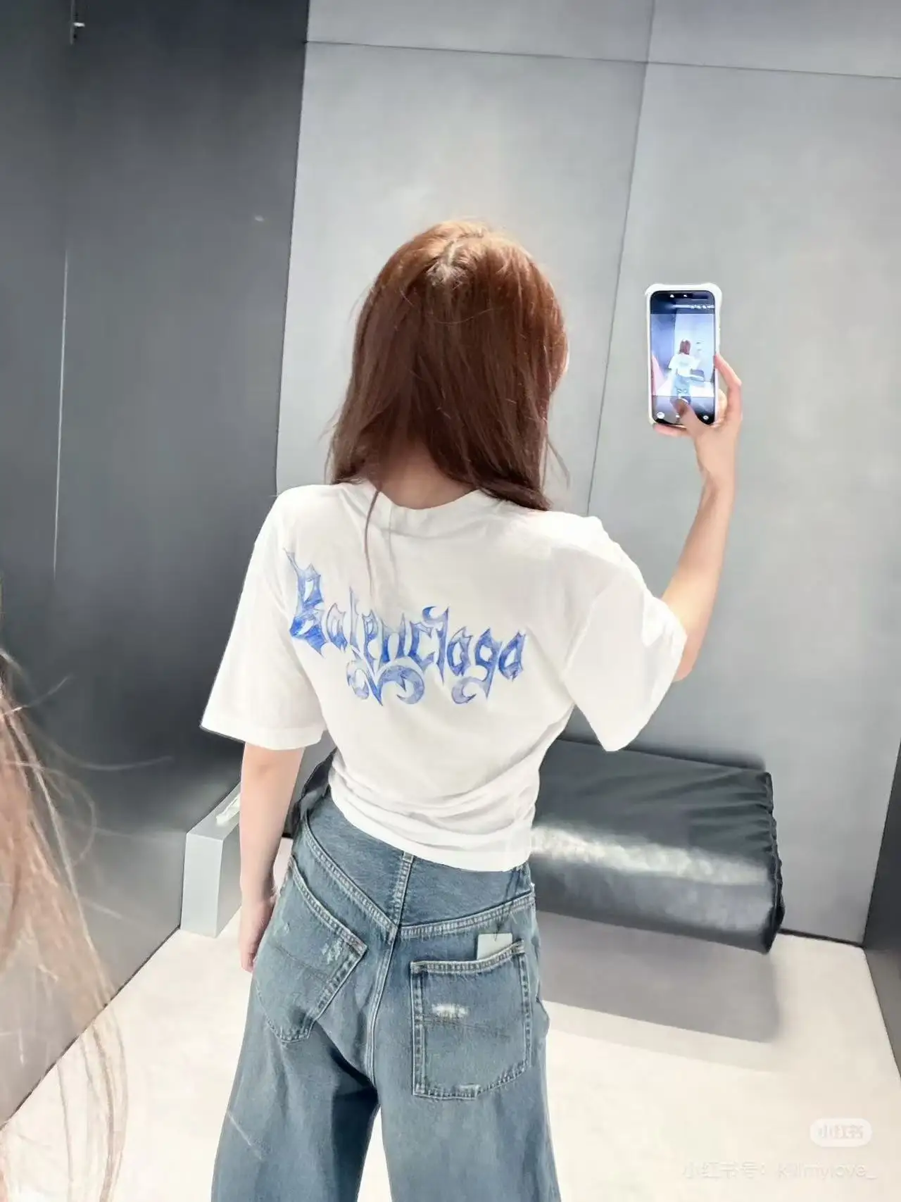 Gothic Logo Print Oversized T-Shirt D15520008 — view 7