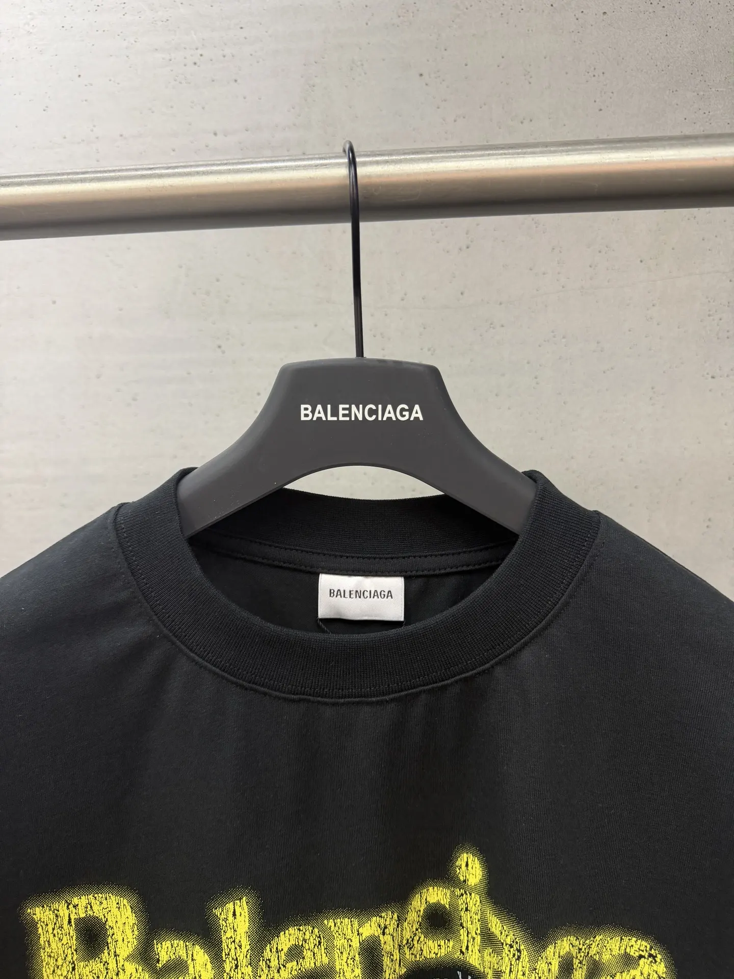 Balenciaga Night City Graphic T-Shirt D15519968 — view 3