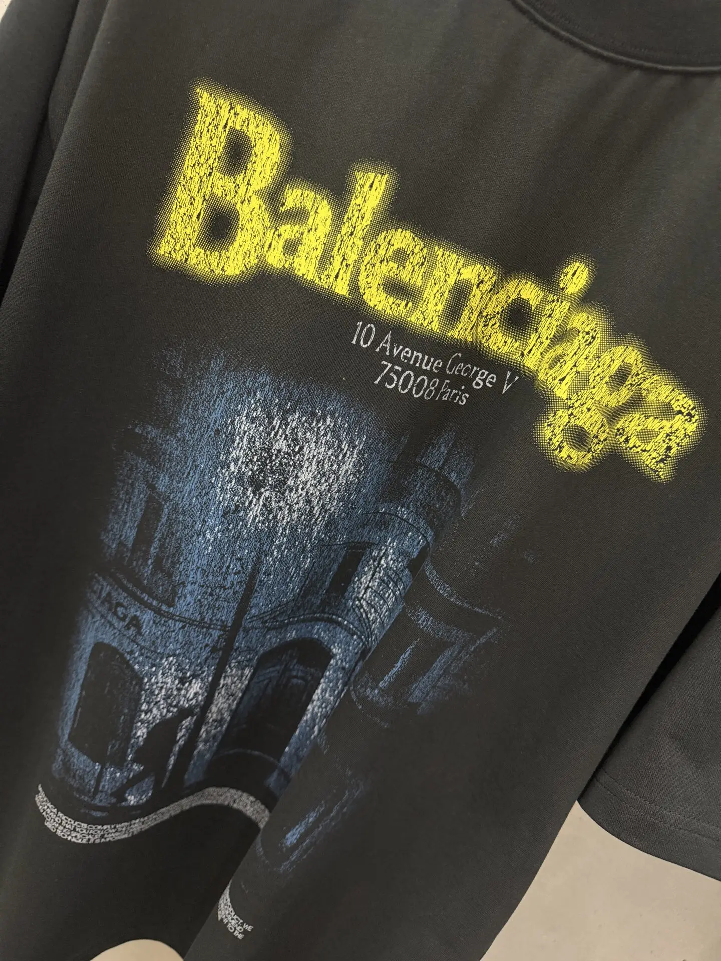 Balenciaga Night City Graphic T-Shirt D15519968 — view 5