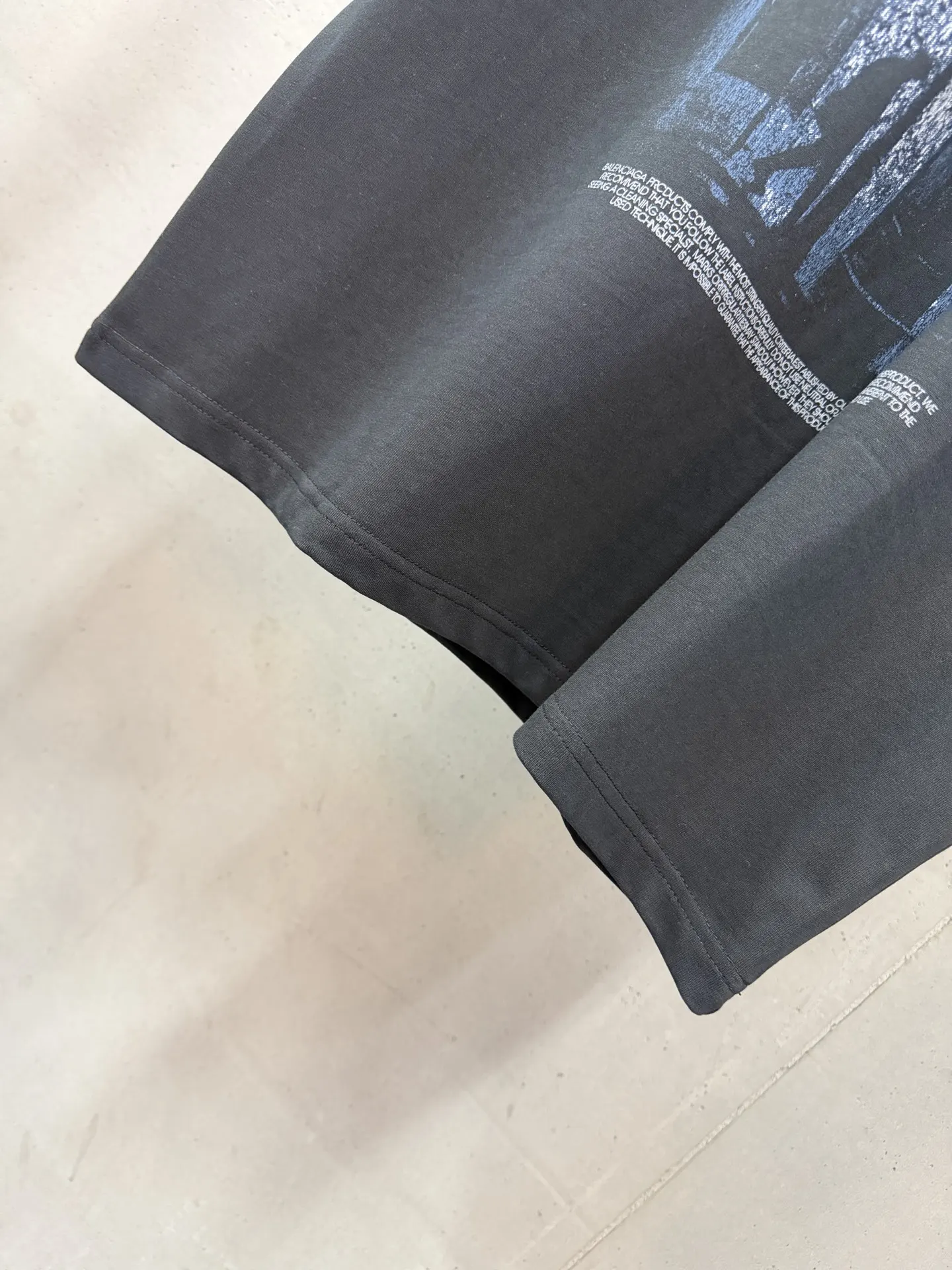 Balenciaga Night City Graphic T-Shirt D15519968 — view 6