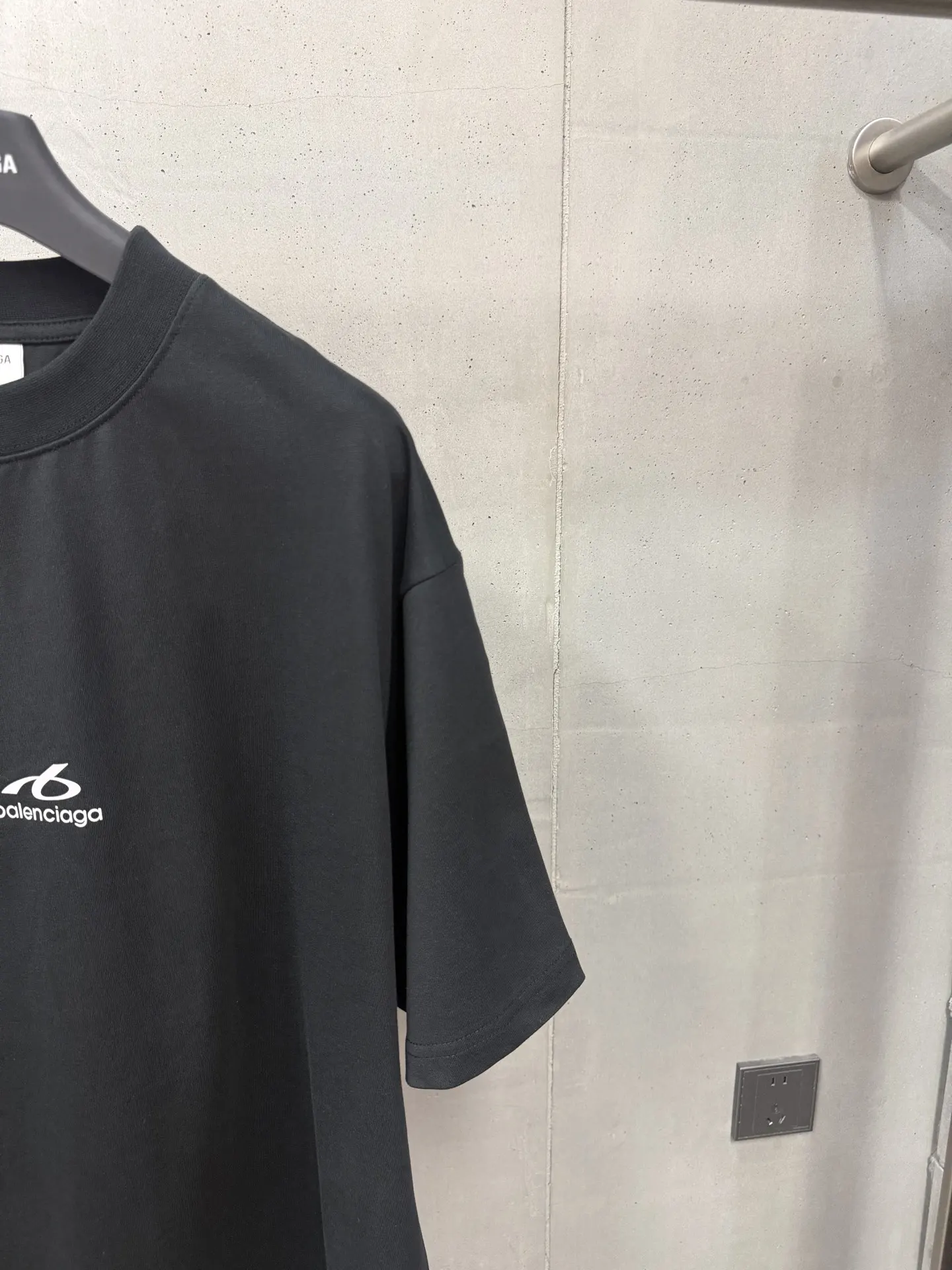 Reflective Micro Logo Oversized T-Shirt D14519970 — view 5