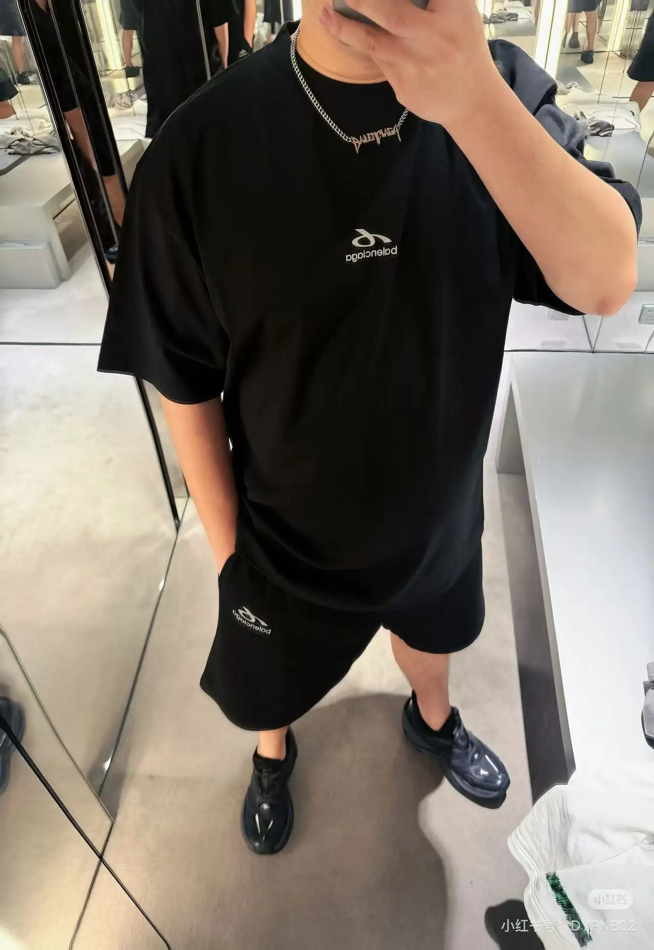 Reflective Micro Logo Oversized T-Shirt D14519977 — view 3