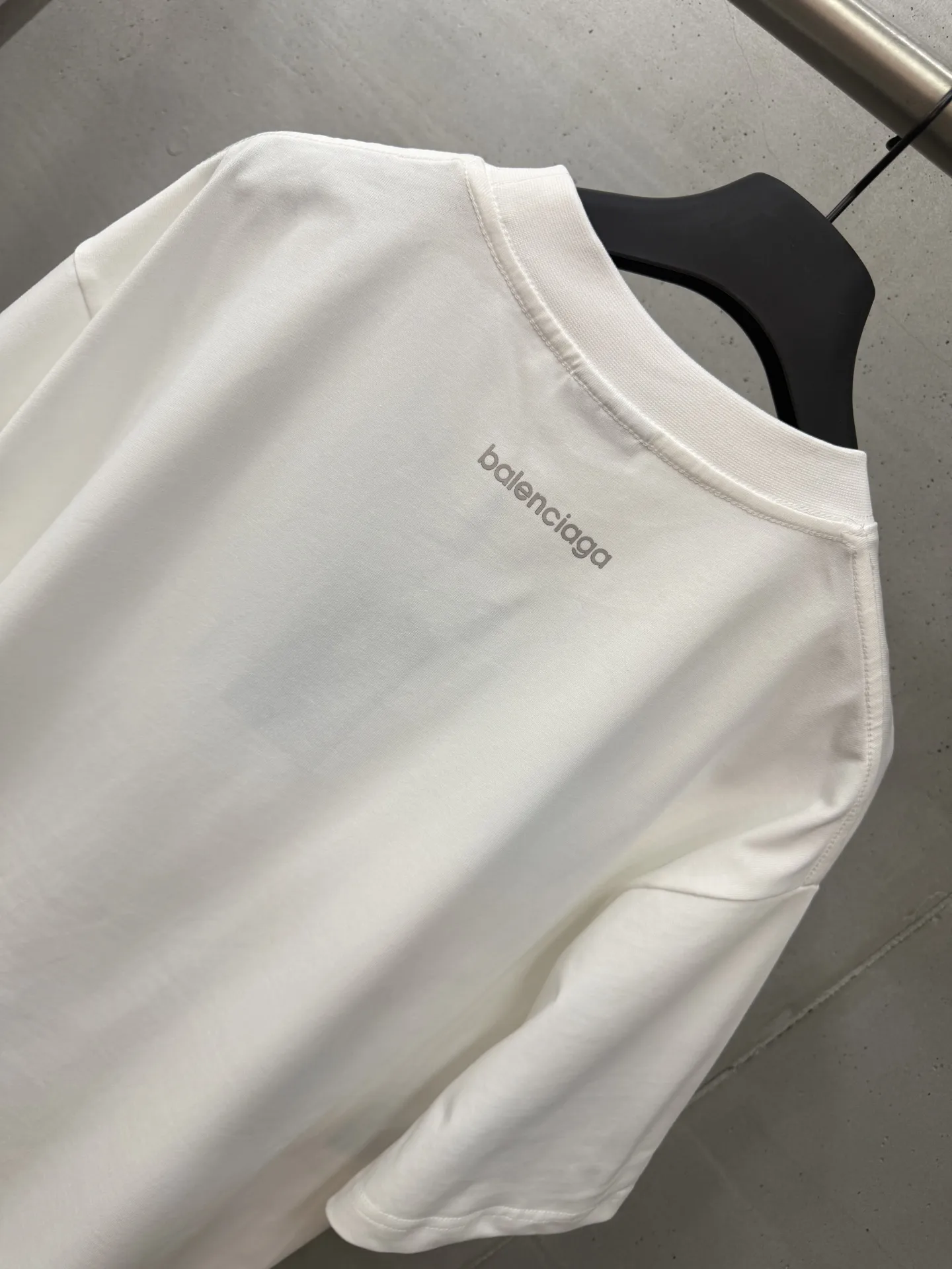 Reflective Micro Logo Oversized T-Shirt D14519969 — view 7