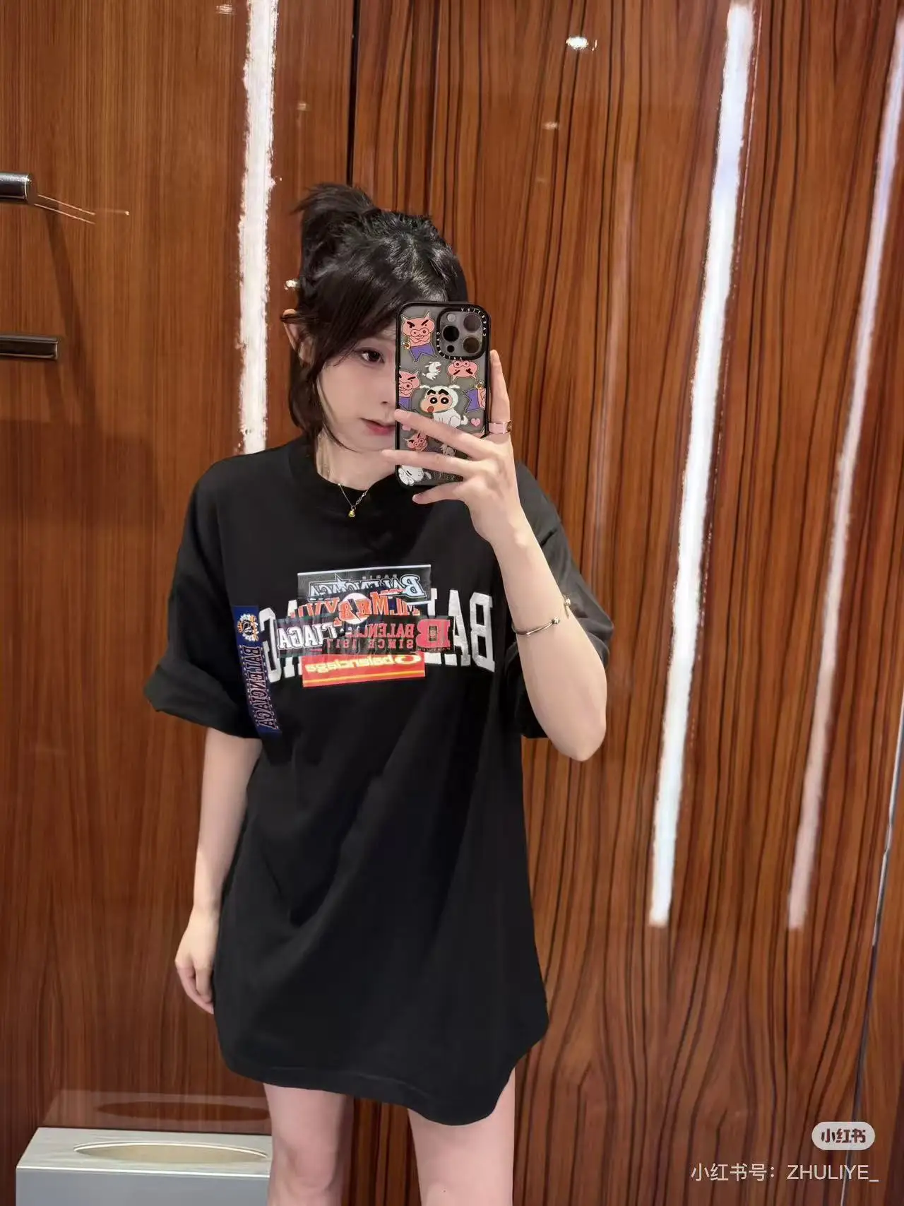 Passport Sticker Graphic Oversized T-Shirt D15519964 — view 7