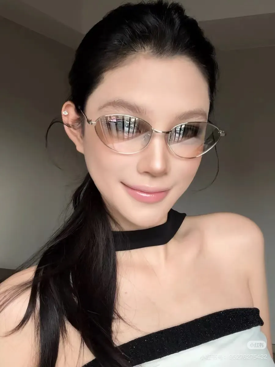 Fashionable Square-Frame Sunglasses D20017779 — view 2