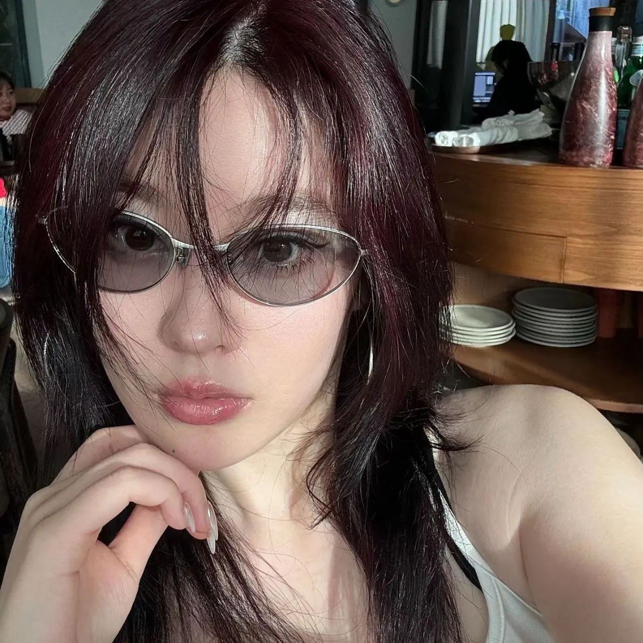 Oval-Frame Tinted Sunglasses D20017780 — view 6