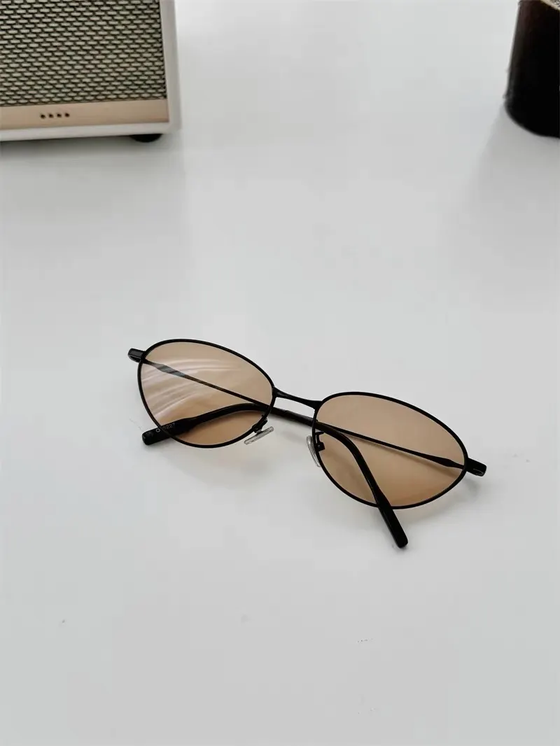 Oval-Frame Metal Sunglasses D20017781